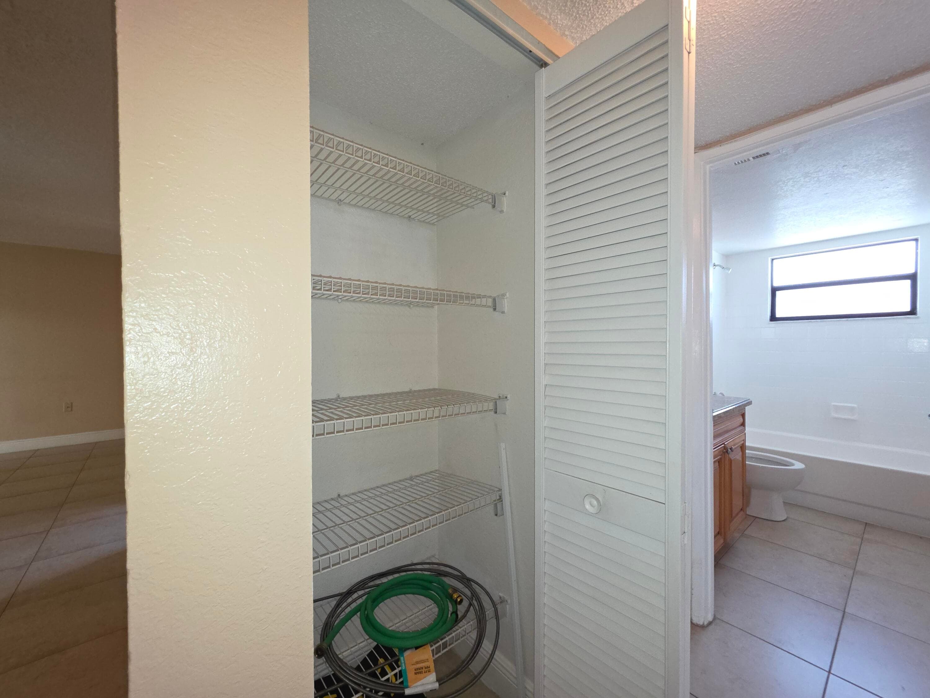 1542 Lake Crystal Drive H, West Palm Beach, FL 33411 — photo 17 of 37
