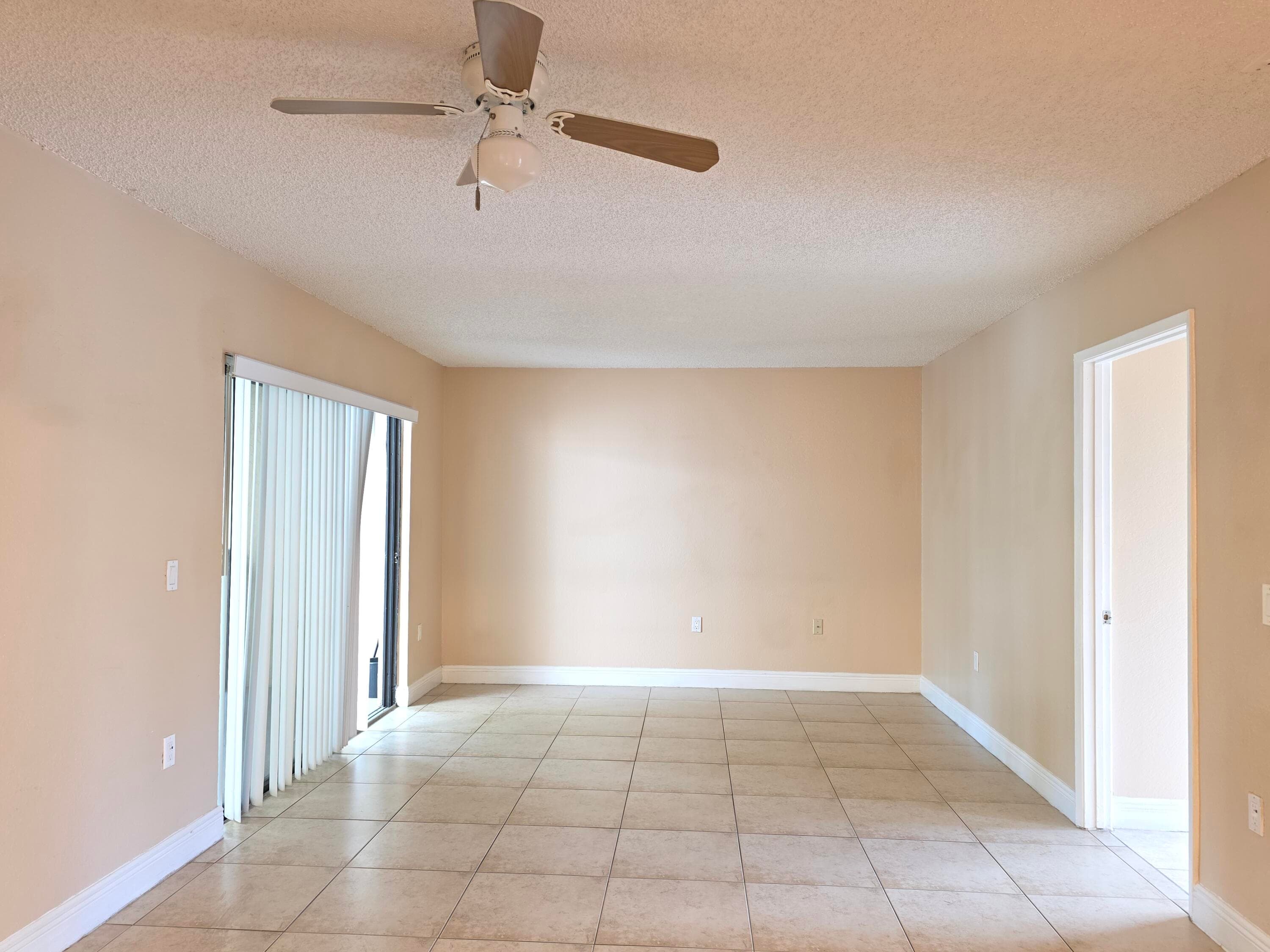 1542 Lake Crystal Drive H, West Palm Beach, FL 33411 — photo 33 of 37