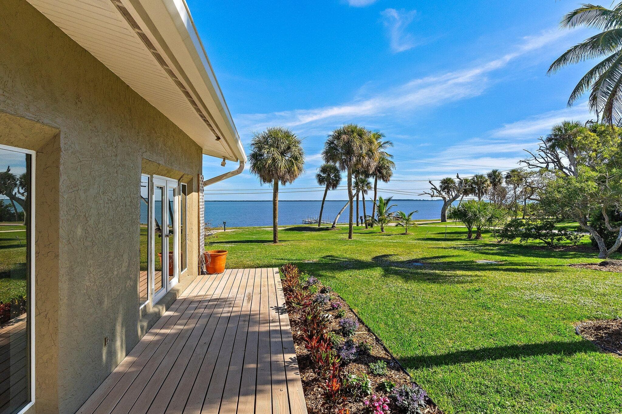 2315 S Indian River Drive, Fort Pierce, FL 34950 — photo 10 of 68