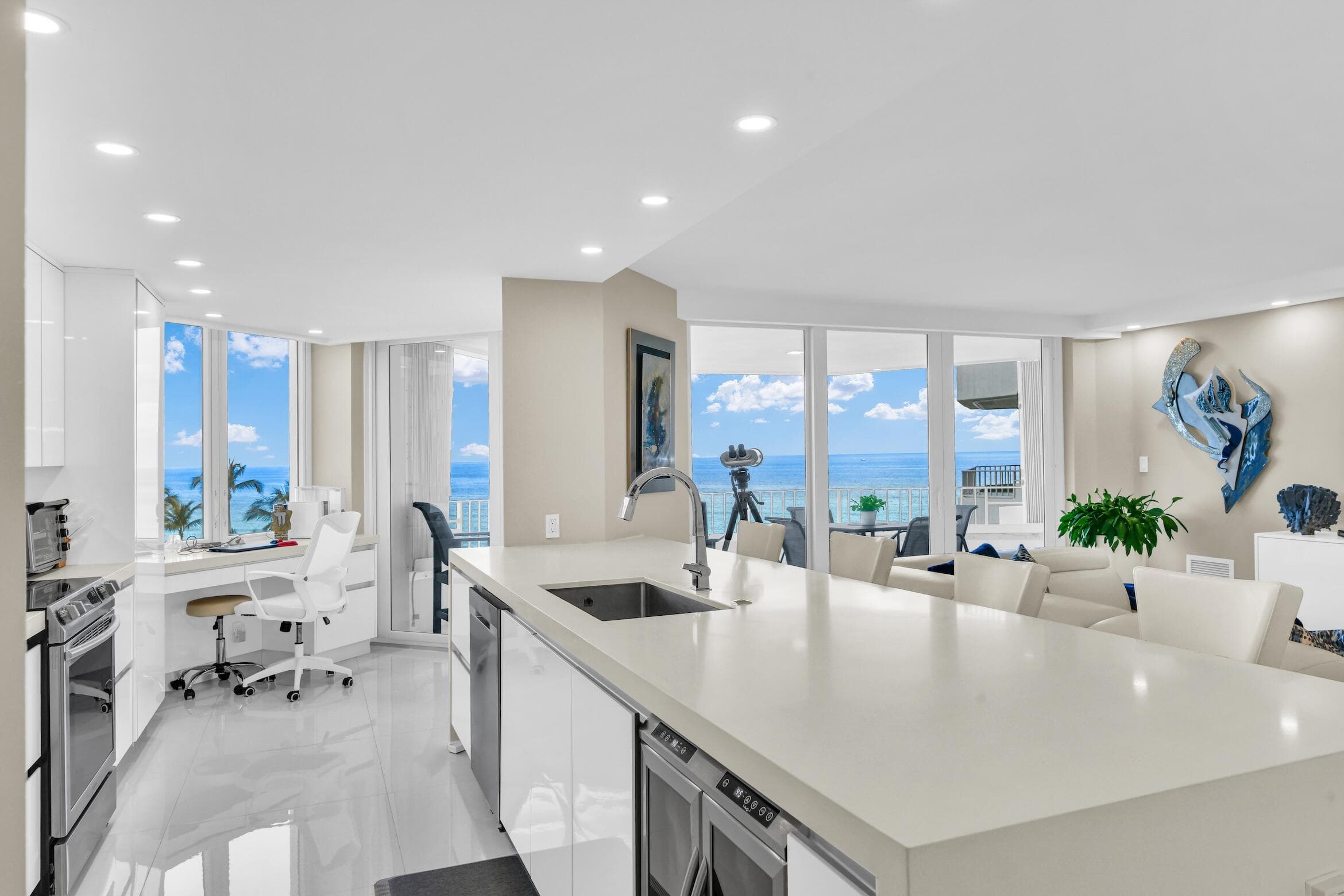 550 S Ocean Boulevard 605, Boca Raton, FL 33432 — photo 8 of 51