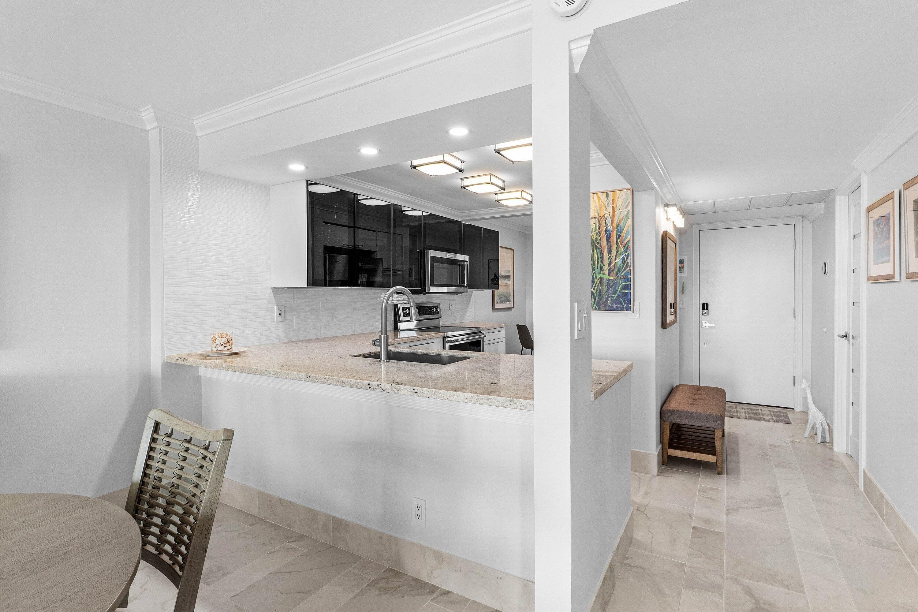 14 Royal Palm Way 501, Boca Raton, FL 33432 — photo 5 of 39