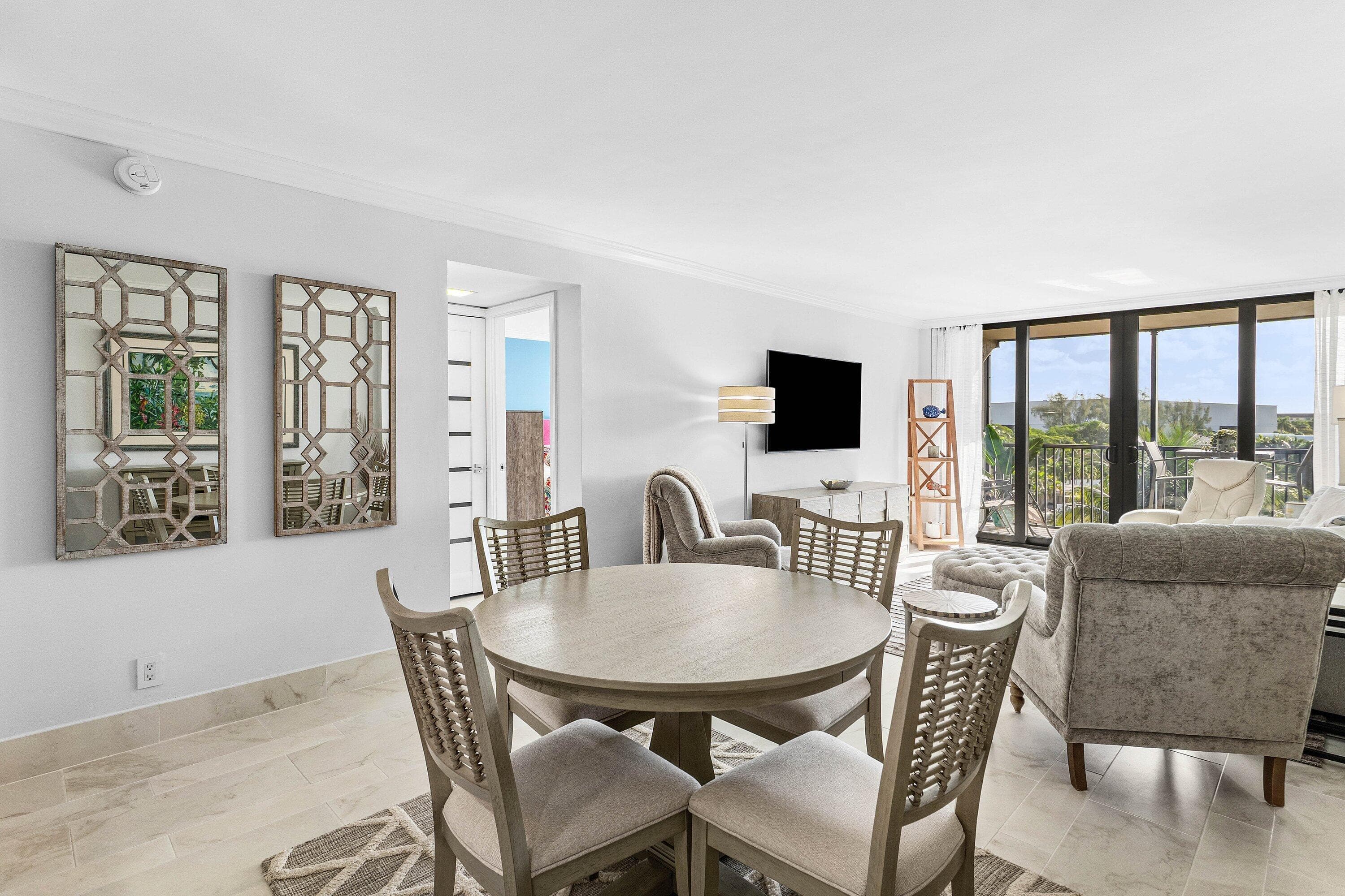 14 Royal Palm Way 501, Boca Raton, FL 33432 — photo 15 of 39