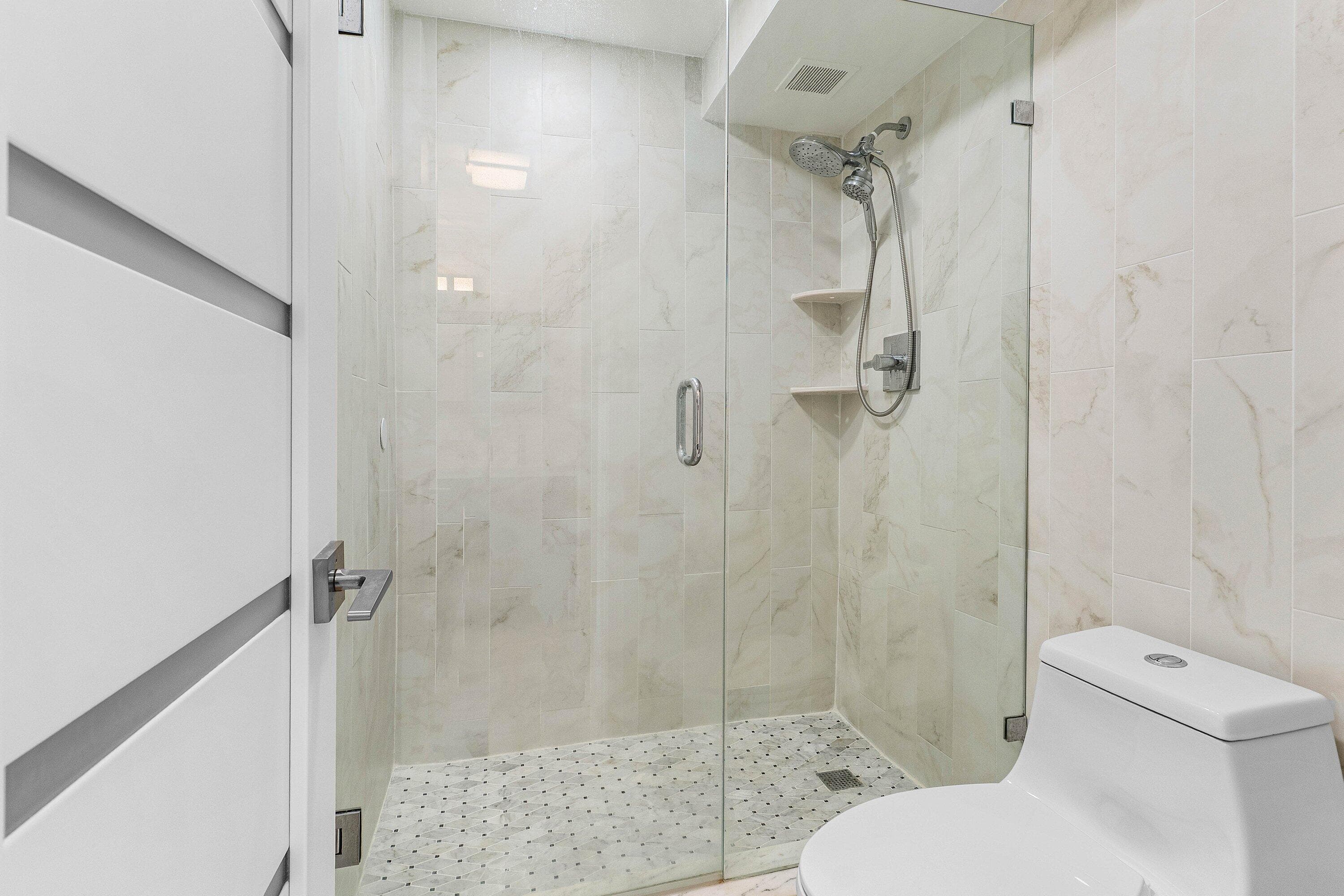 14 Royal Palm Way 501, Boca Raton, FL 33432 — photo 25 of 39