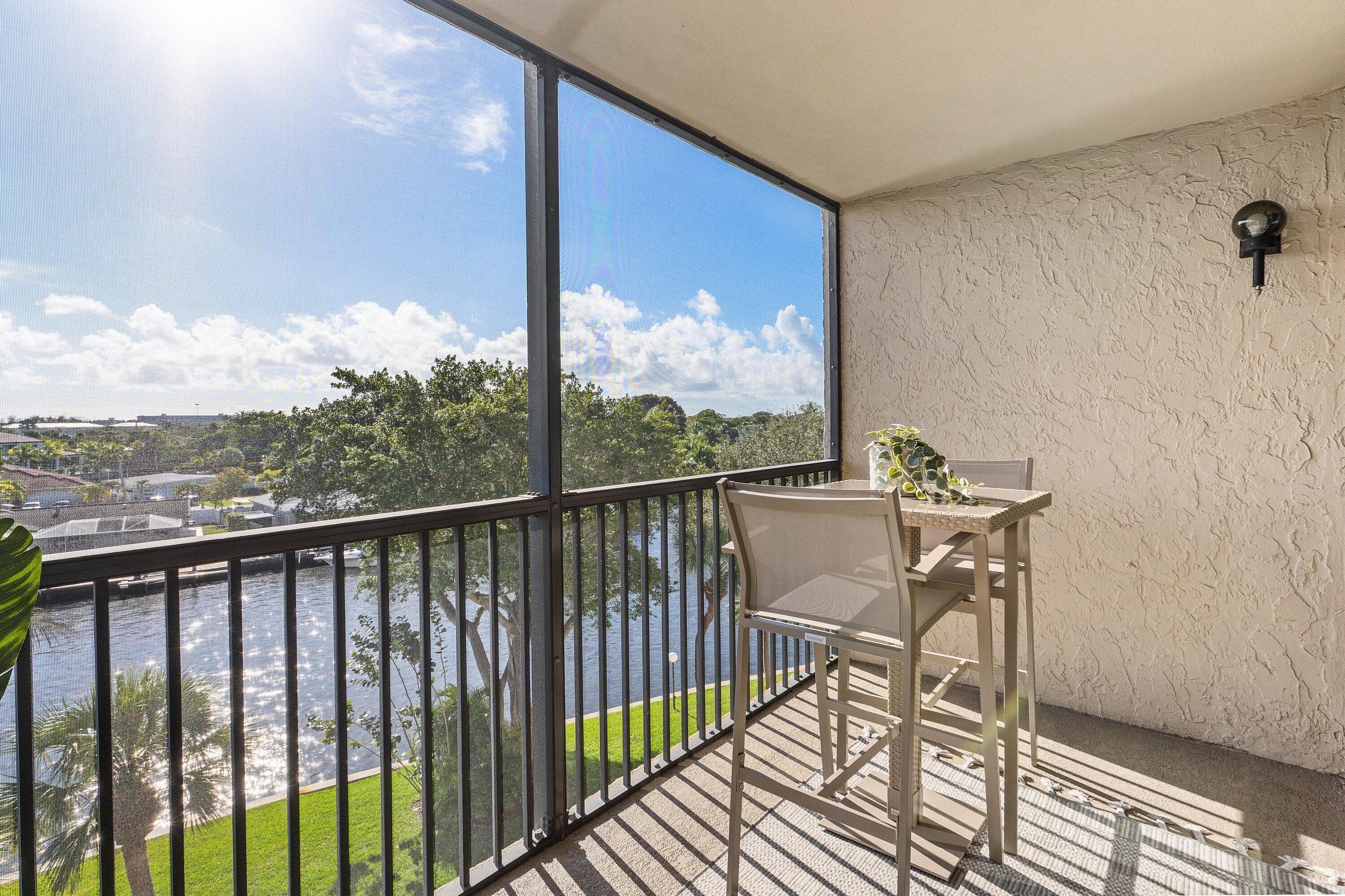 14 Royal Palm Way 501, Boca Raton, FL 33432 — photo 2 of 39