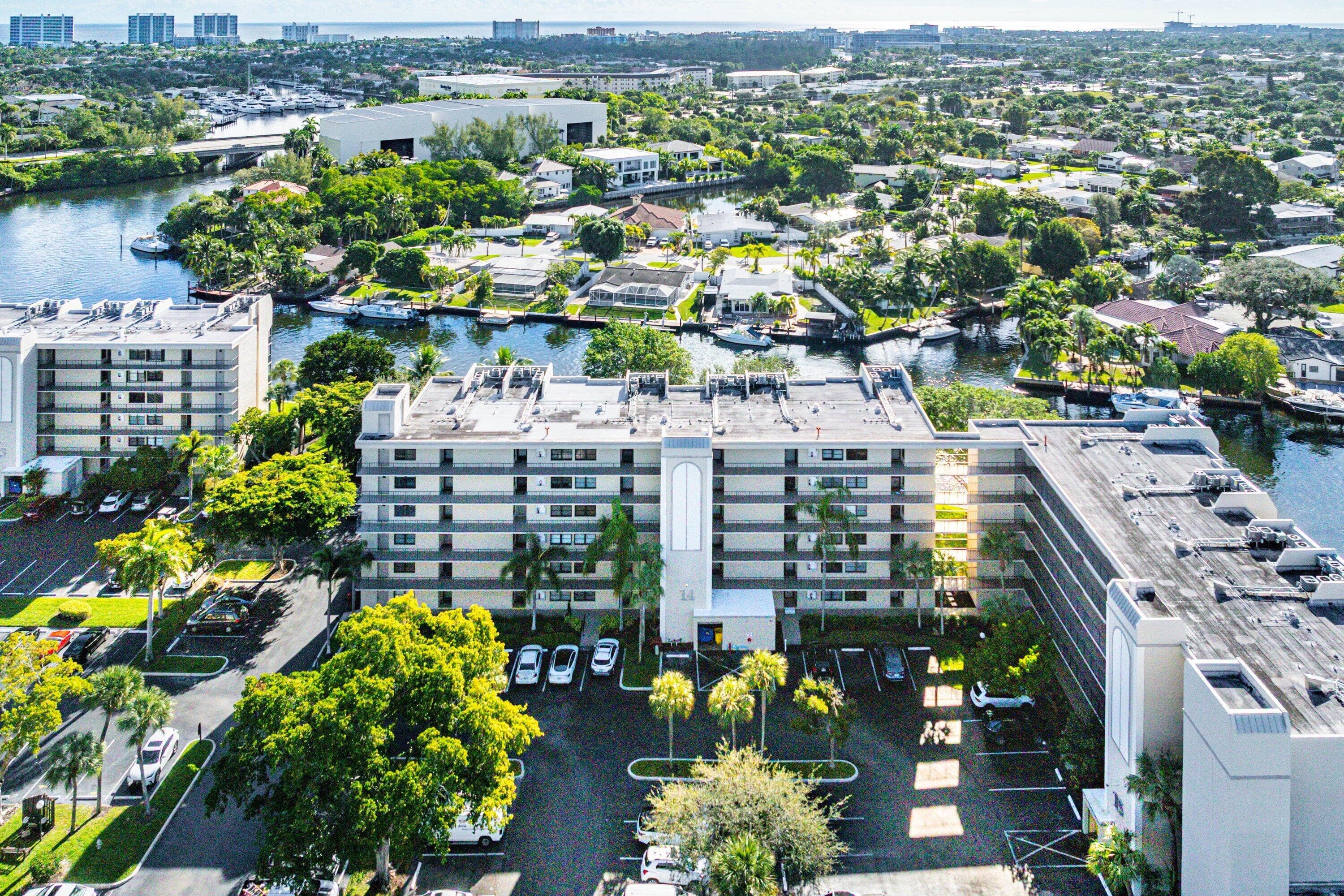14 Royal Palm Way 501, Boca Raton, FL 33432 — photo 31 of 39