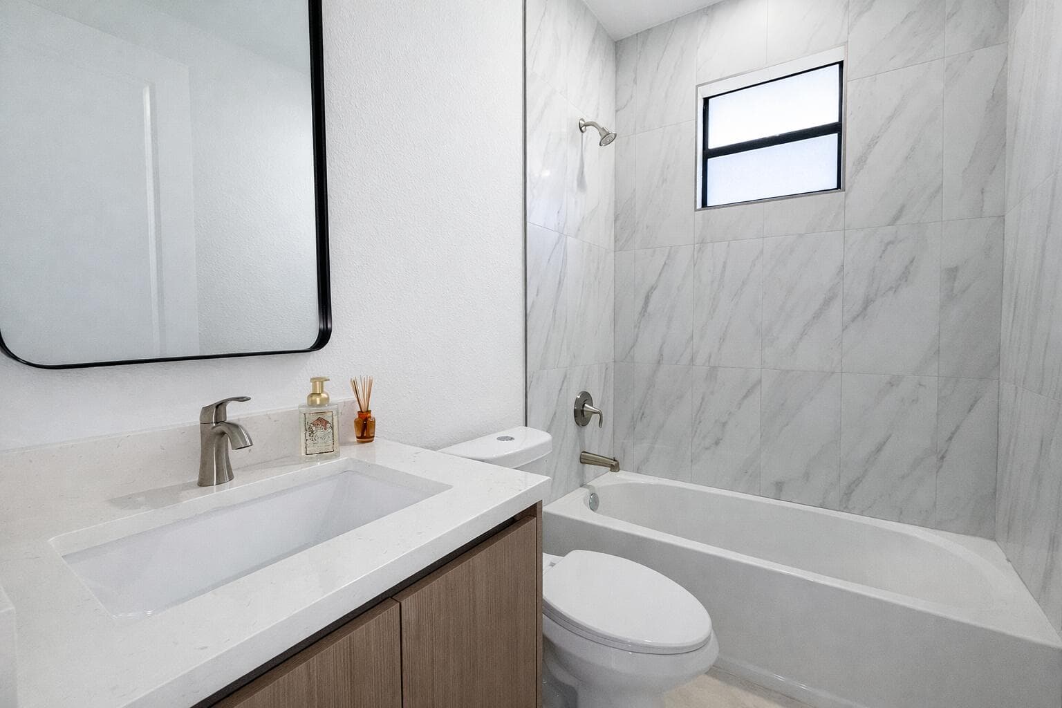 211 NW 25th Avenue, Cape Coral, FL 33993 — photo 12 of 17