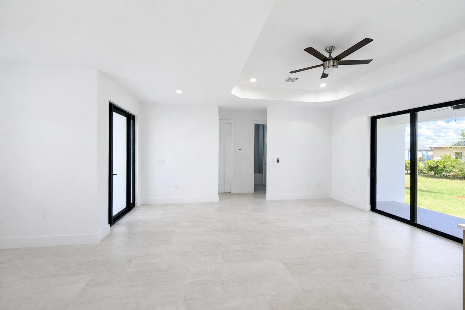 211 NW 25th Avenue, Cape Coral, FL 33993 — photo 6 of 17