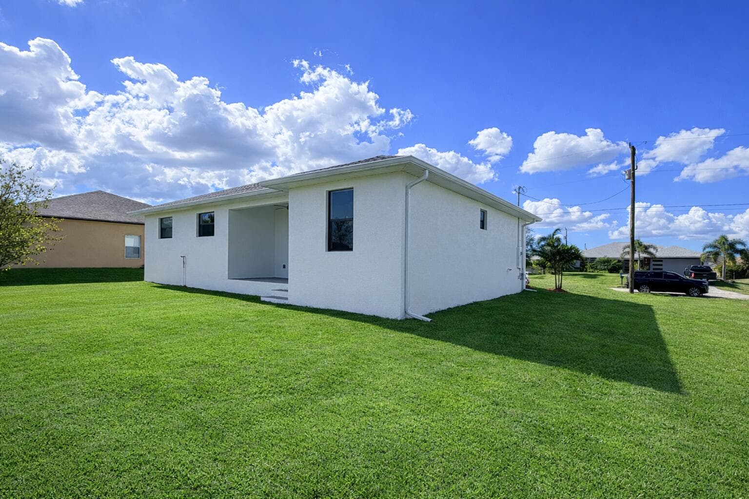 211 NW 25th Avenue, Cape Coral, FL 33993 — photo 3 of 17