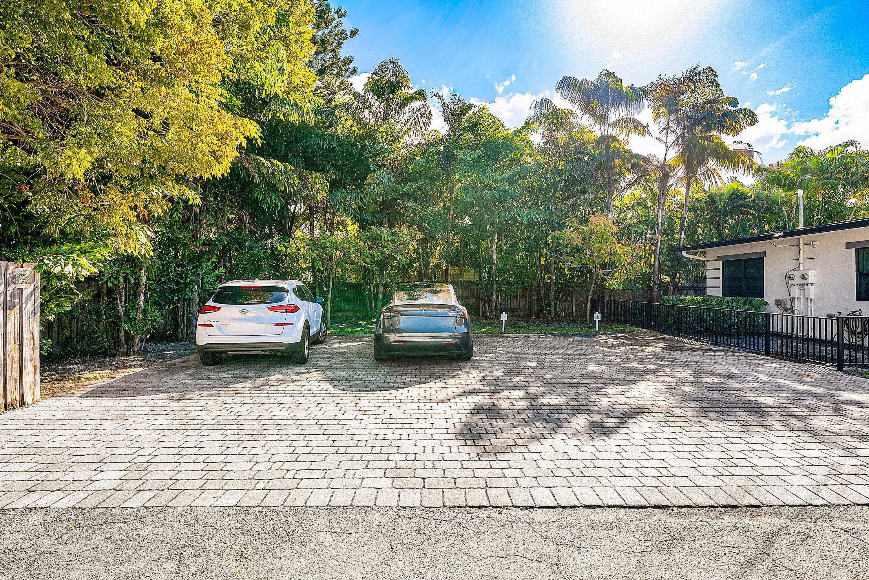 215 N Swinton Avenue, Delray Beach, FL 33444 — photo 5 of 50