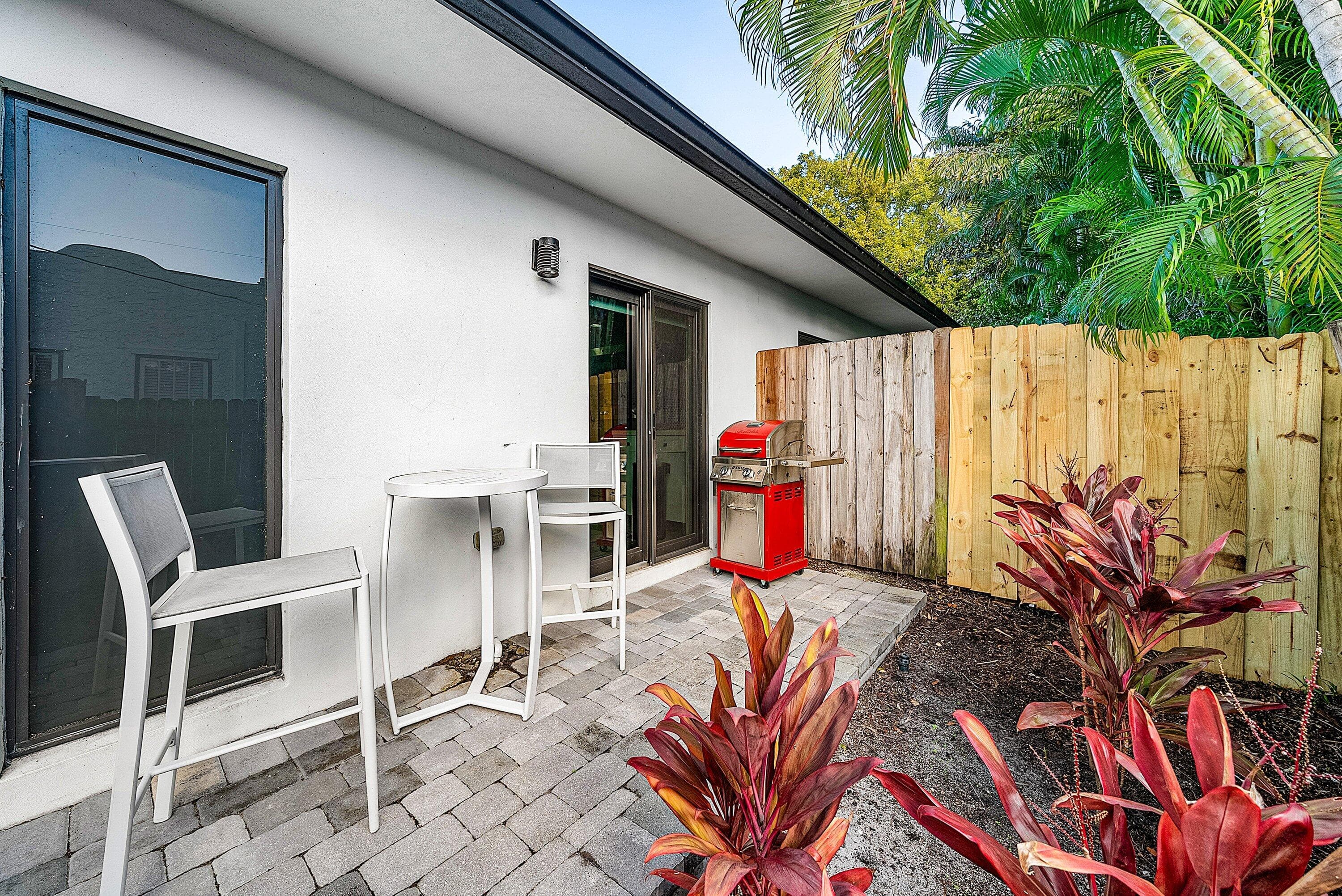 215 N Swinton Avenue, Delray Beach, FL 33444 — photo 22 of 50