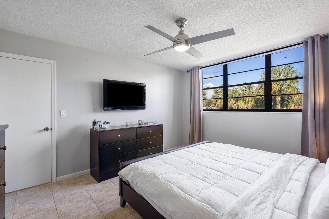 2420 Deer Creek Country Club Boulevard 205-d, Deerfield Beach, FL 33442 — photo 19 of 45