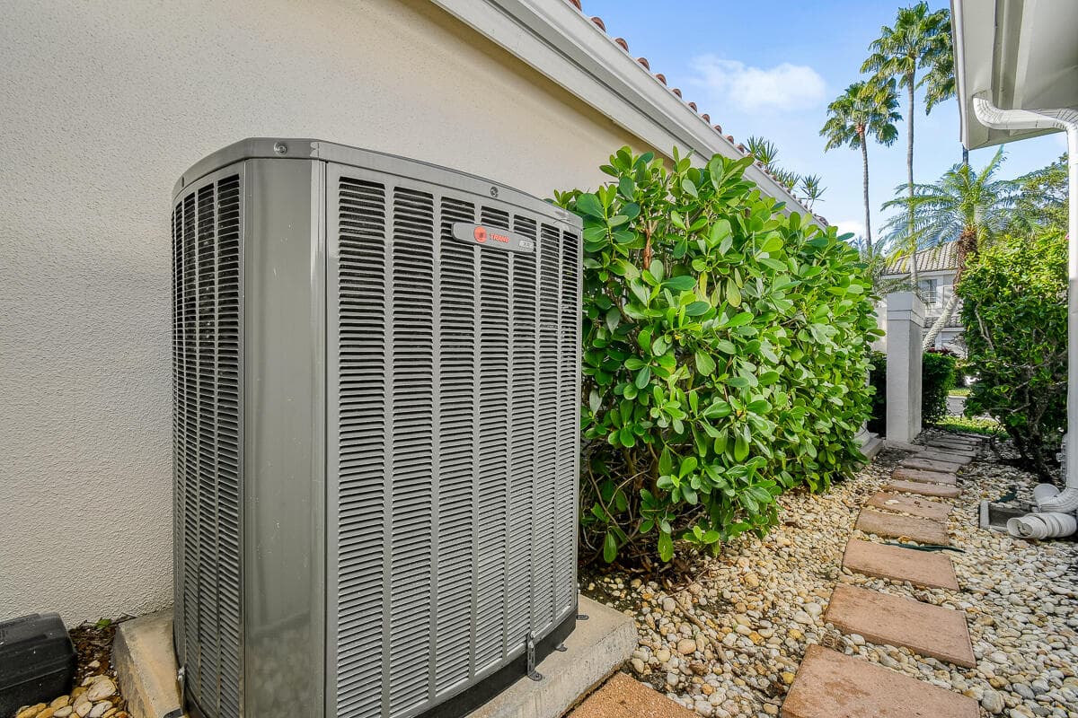 349 Eagleton Golf Drive, Palm Beach Gardens, FL 33418 — photo 45 of 71