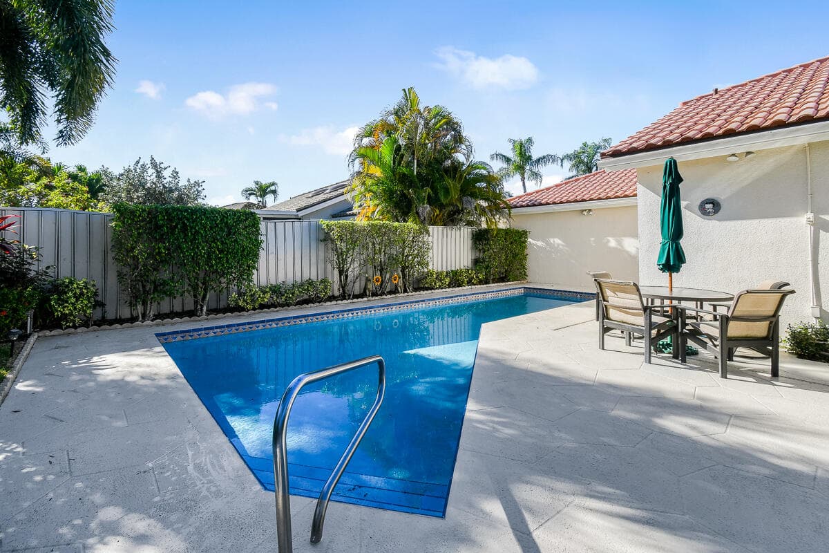 349 Eagleton Golf Drive, Palm Beach Gardens, FL 33418 — photo 6 of 71