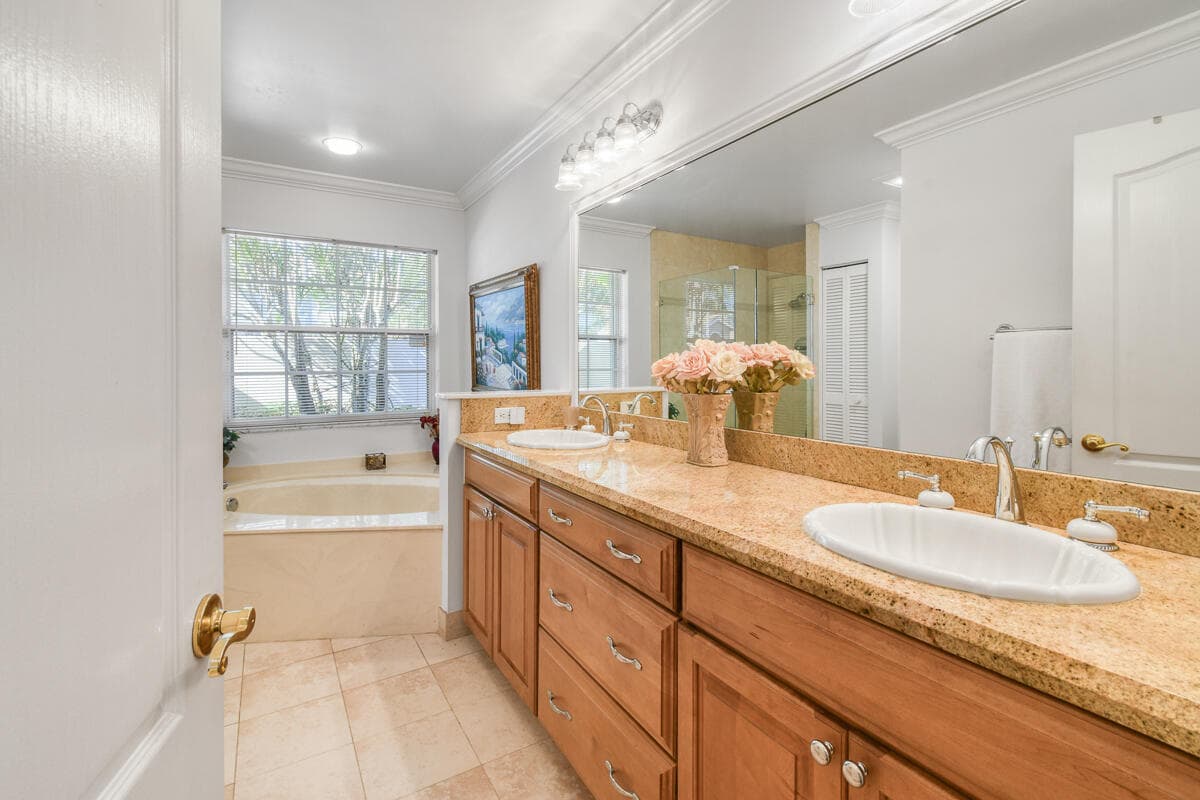 349 Eagleton Golf Drive, Palm Beach Gardens, FL 33418 — photo 28 of 71