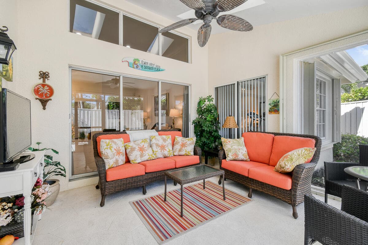 349 Eagleton Golf Drive, Palm Beach Gardens, FL 33418 — photo 9 of 71