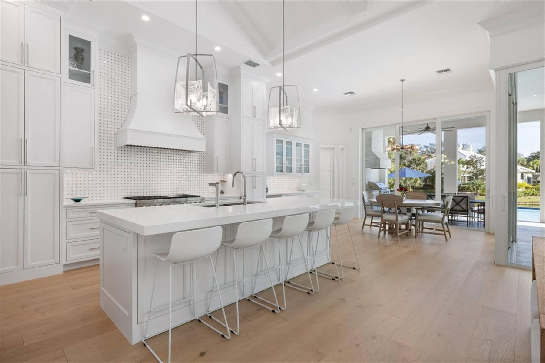 201 Shores Drive, Vero Beach, FL 32963 — photo 12 of 49