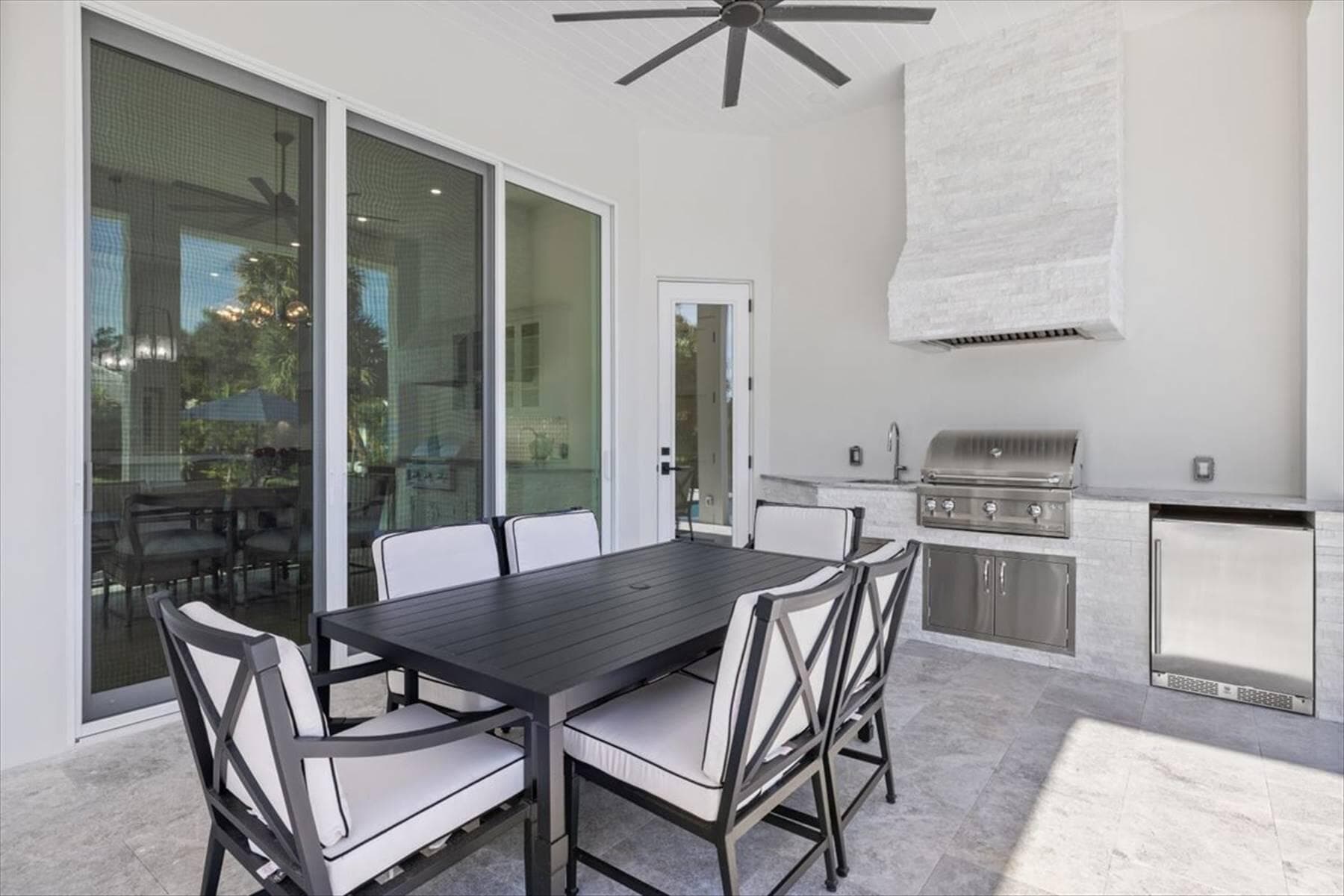 201 Shores Drive, Vero Beach, FL 32963 — photo 16 of 49