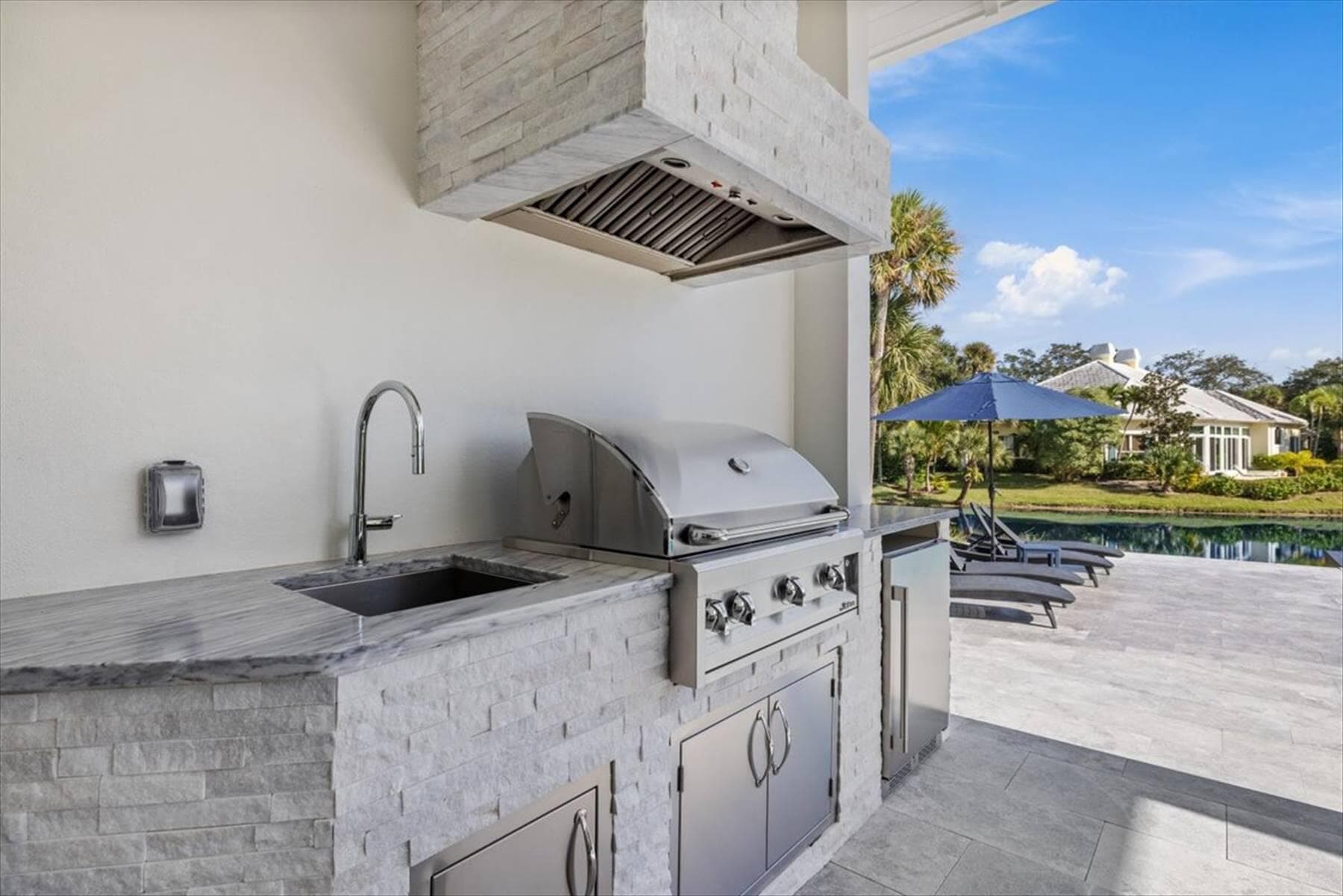 201 Shores Drive, Vero Beach, FL 32963 — photo 17 of 49