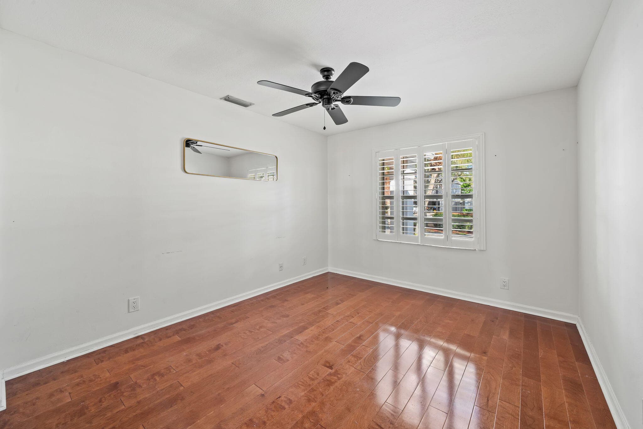 28 Governors Court, Palm Beach Gardens, FL 33418 — photo 23 of 33