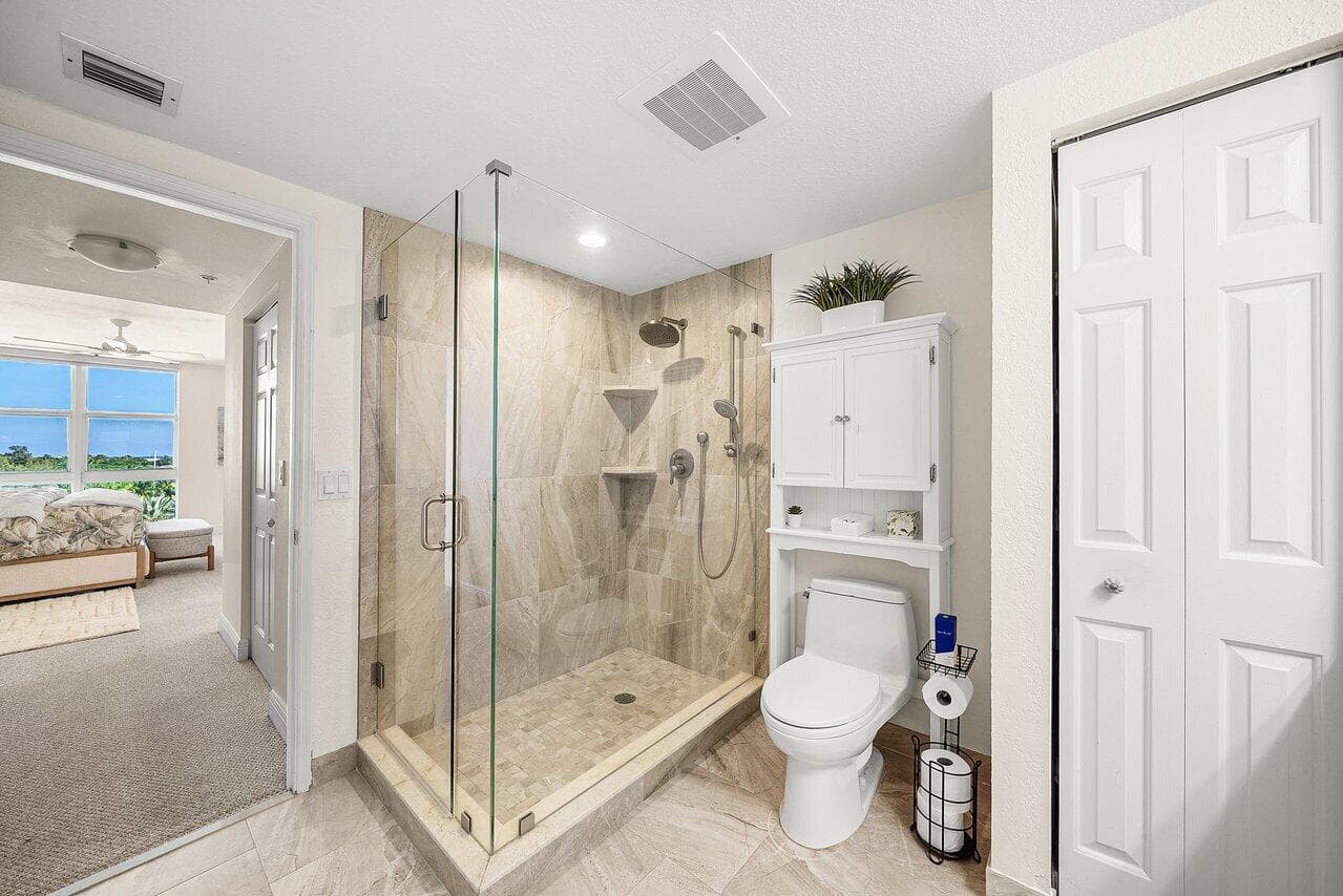 625 Casa Loma Boulevard 602, Boynton Beach, FL 33435 — photo 44 of 88