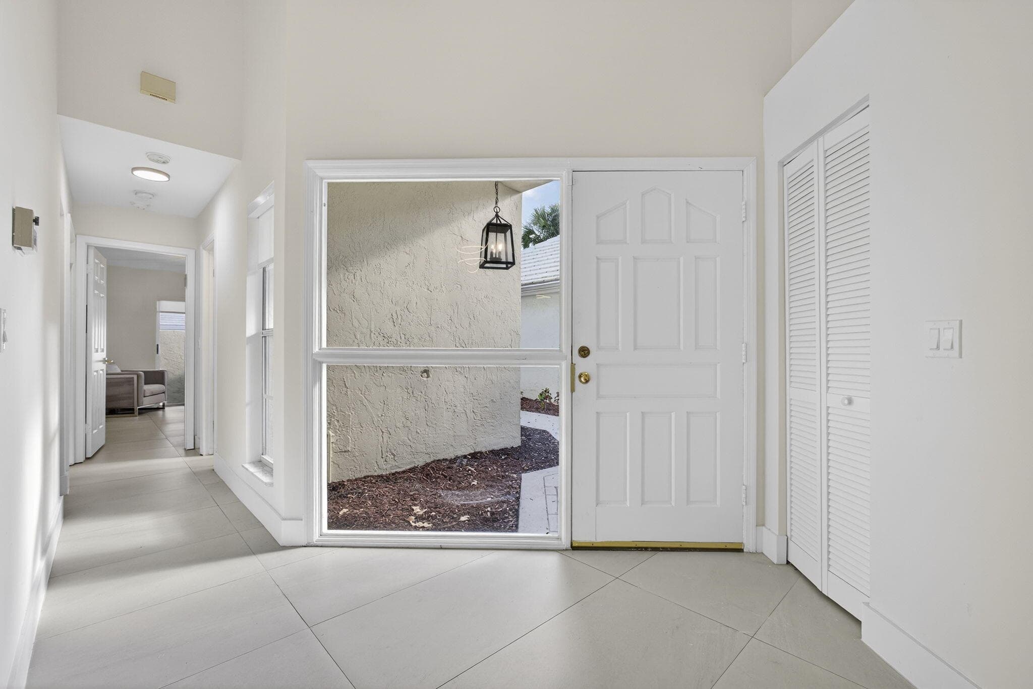 18 Selby Lane, Palm Beach Gardens, FL 33418 — photo 15 of 82