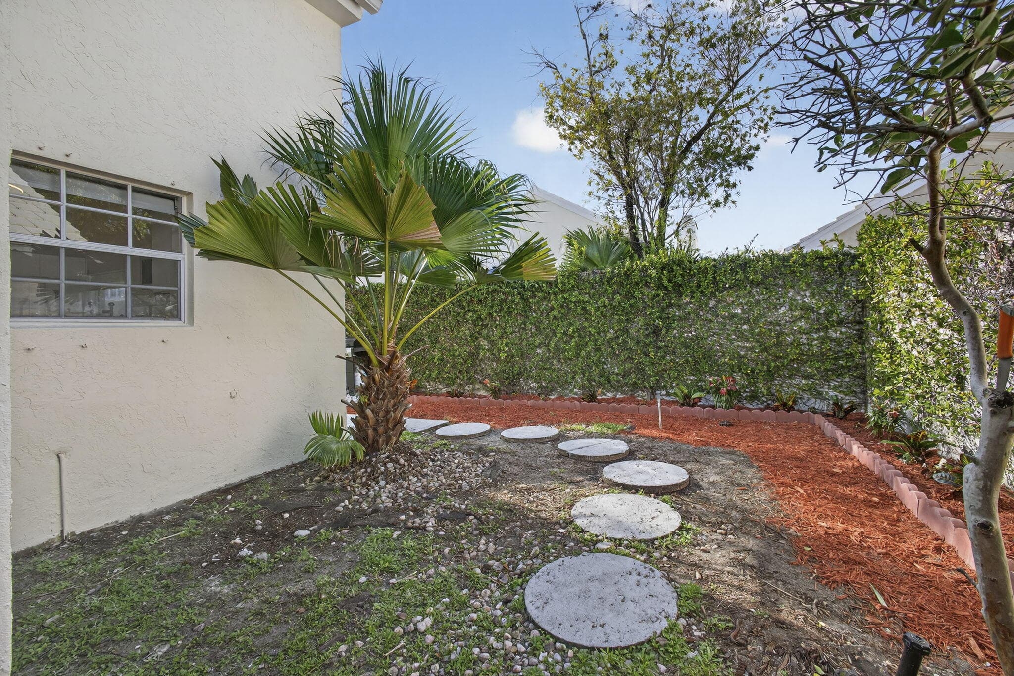 18 Selby Lane, Palm Beach Gardens, FL 33418 — photo 58 of 82