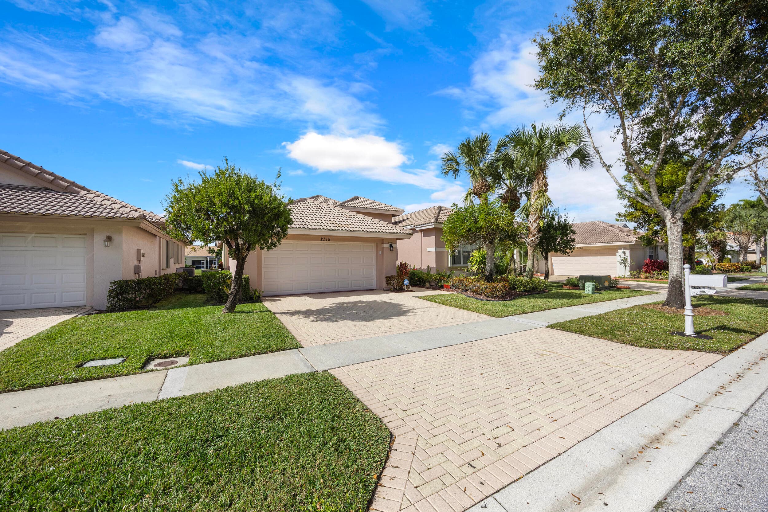2315 Sailfish Cove Dr, West Palm Beach, FL 33411 — photo 4 of 88