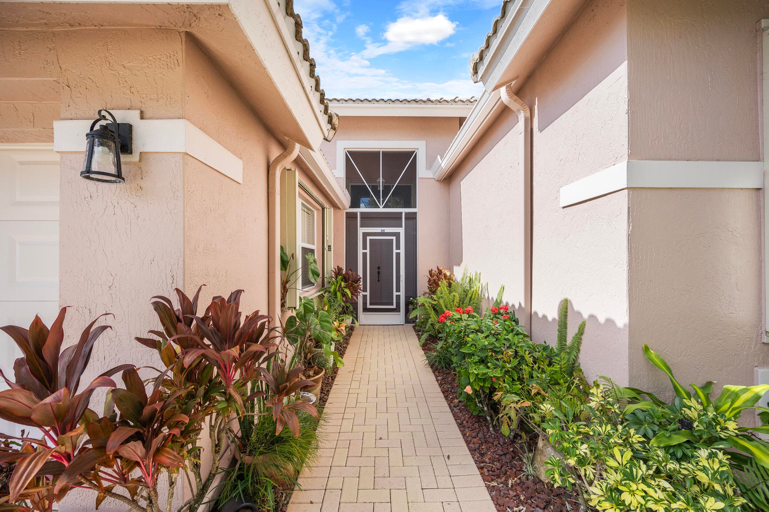 2315 Sailfish Cove Dr, West Palm Beach, FL 33411 — photo 2 of 88