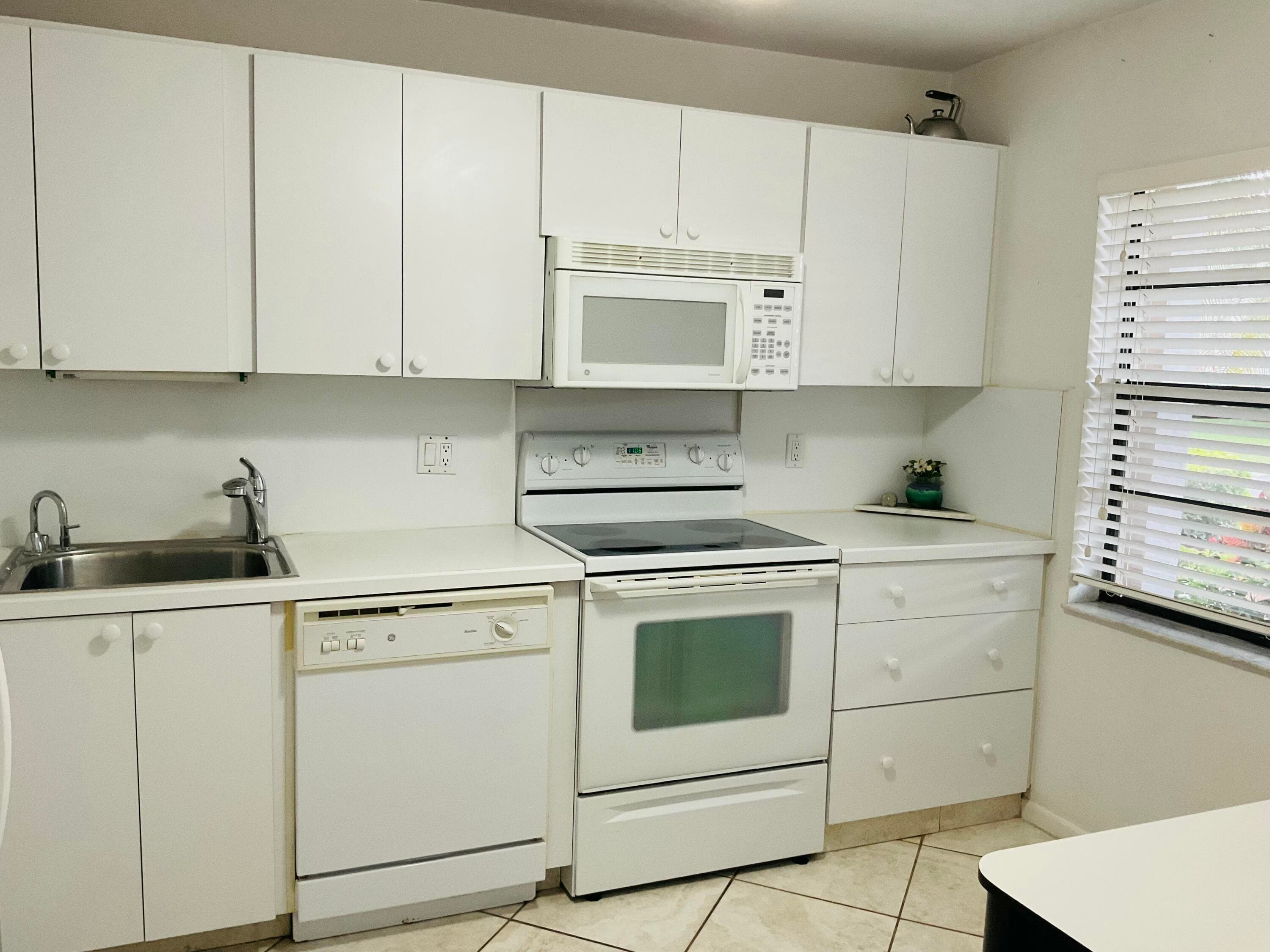 7979 Eastlake Drive F, Boca Raton, FL 33433 — photo 21 of 26