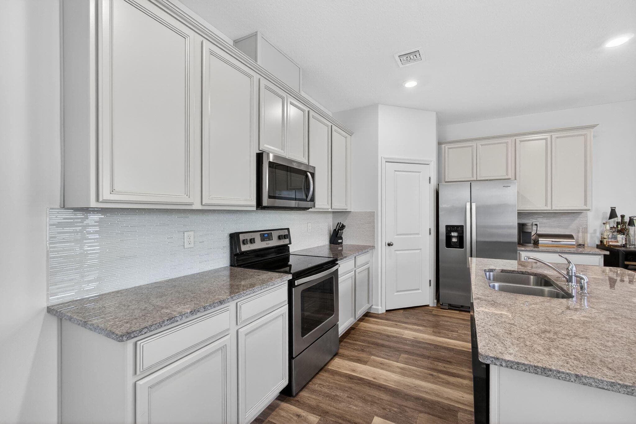 1822 Lake Cove Drive, Lake Worth, FL 33460 — photo 10 of 41