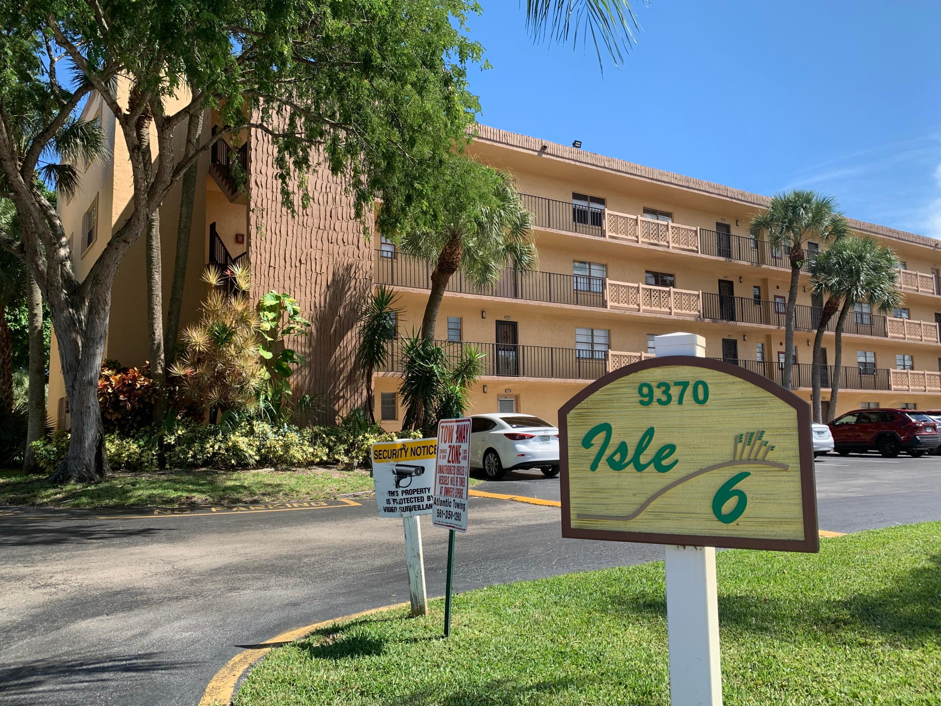 9370 SW 8th Street 202, Boca Raton, FL 33428 — photo