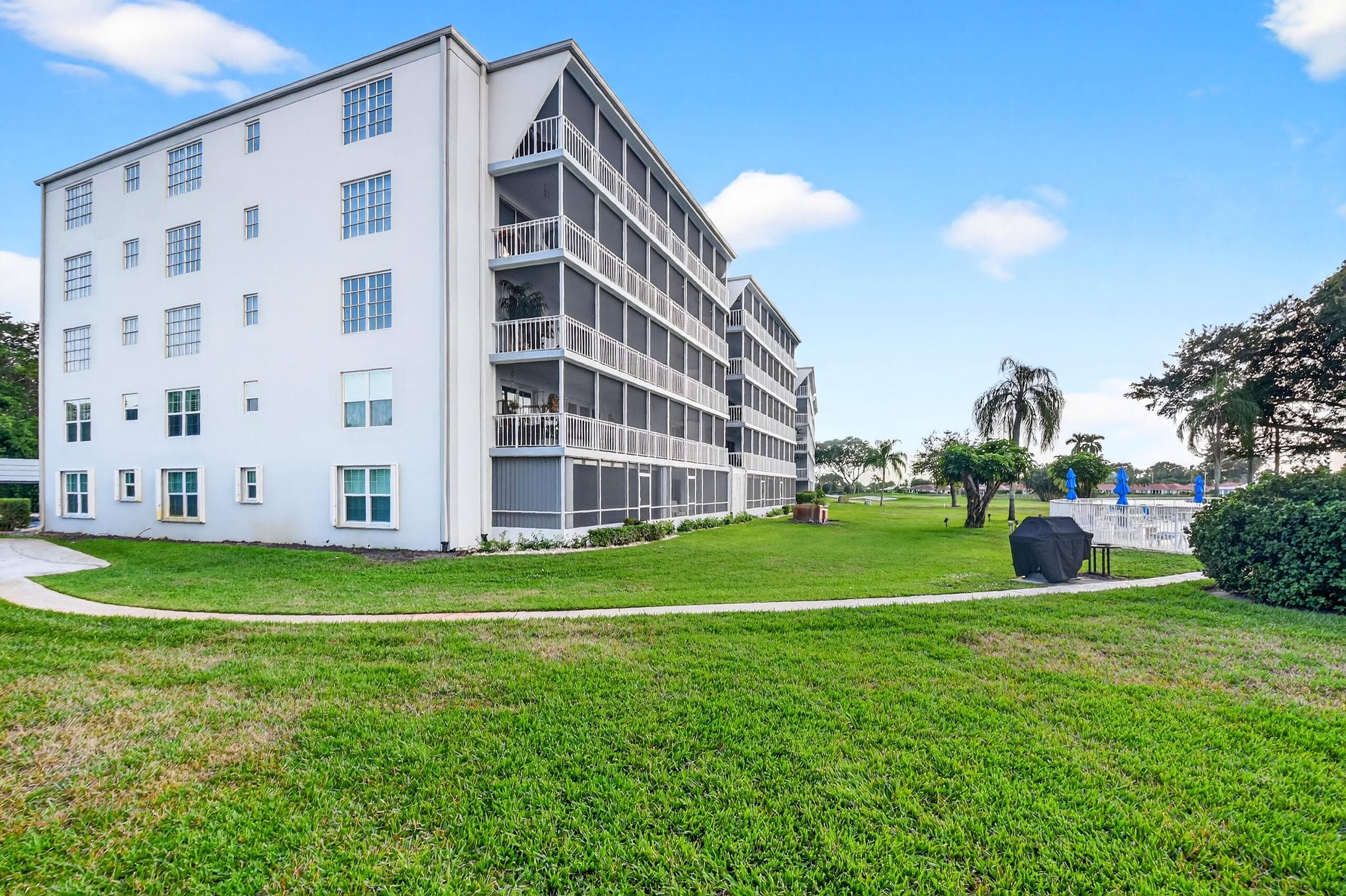 250 John F Kennedy Drive 302, Atlantis, FL 33462 — photo 33 of 44