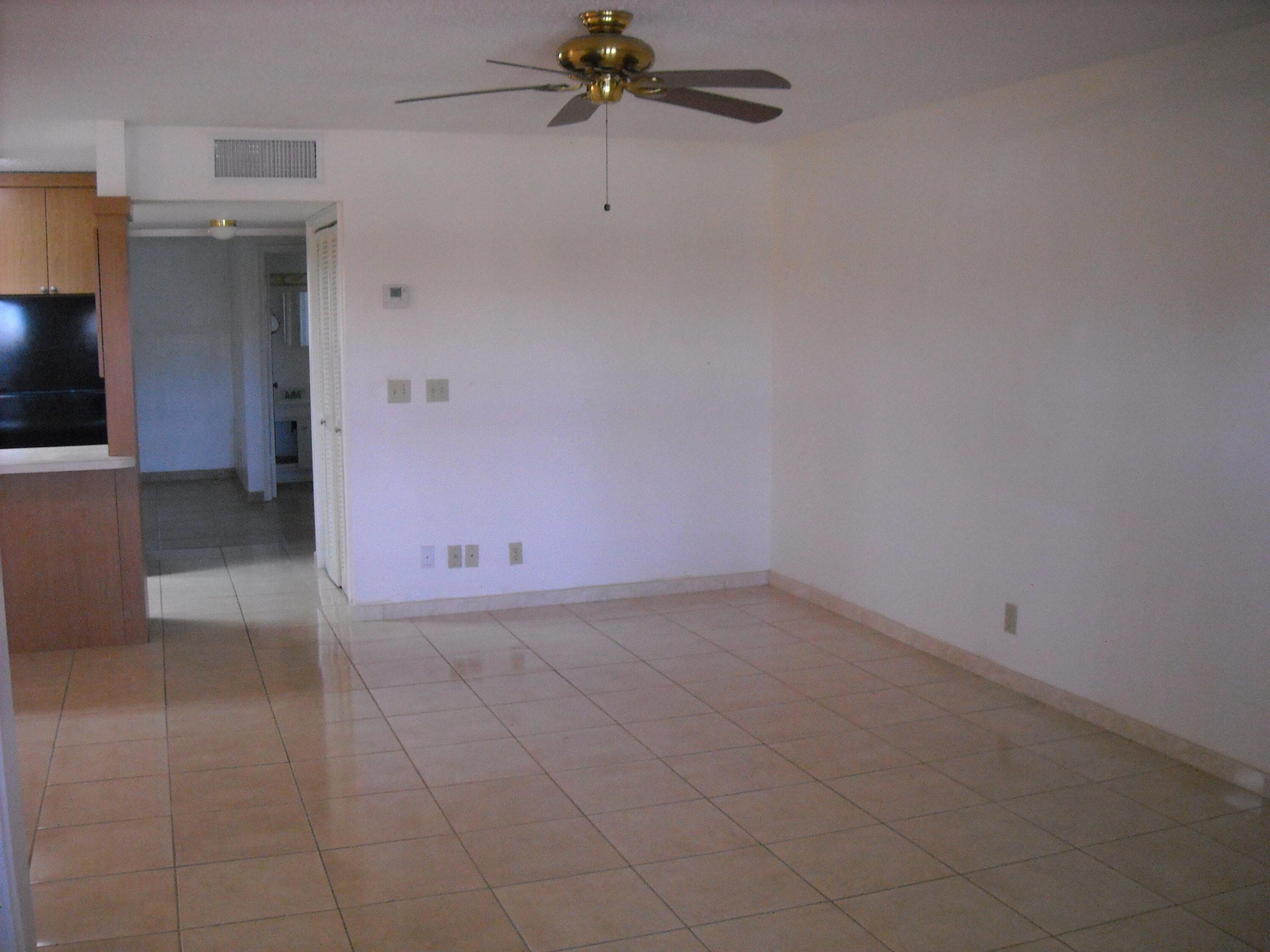 122 Stratford I, West Palm Beach, FL 33417 — photo 9 of 36