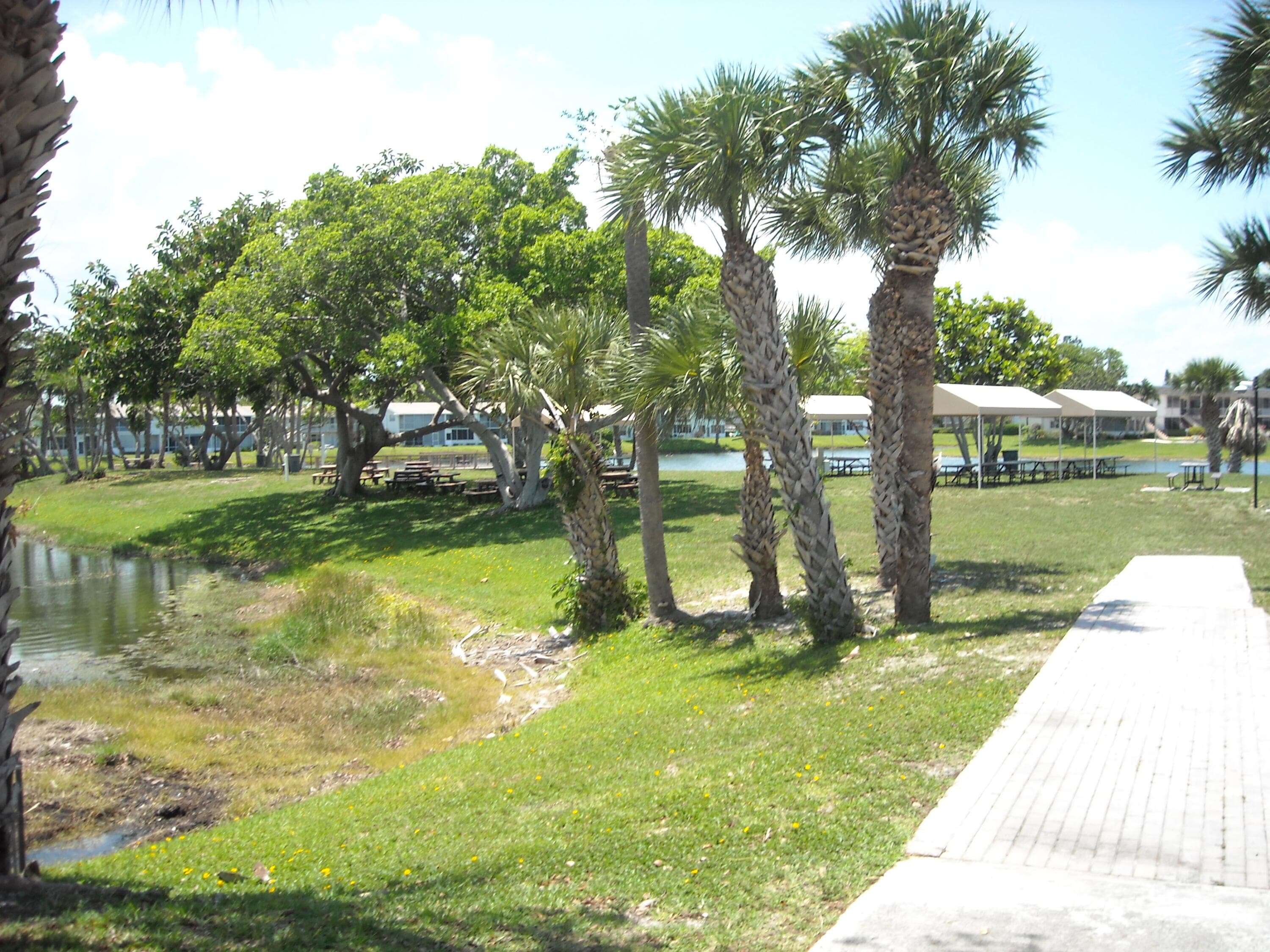 122 Stratford I, West Palm Beach, FL 33417 — photo 33 of 36