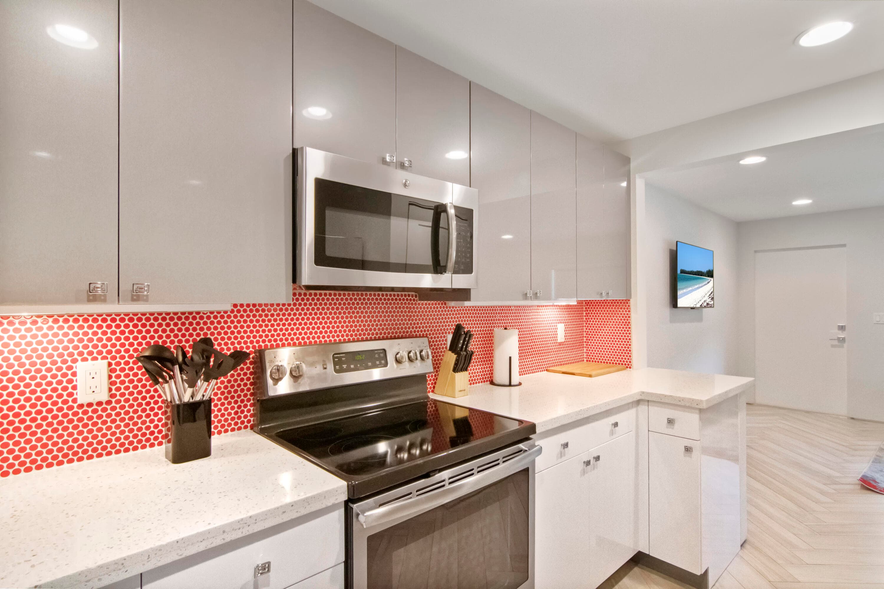 215 N Swinton Avenue, Delray Beach, FL 33444 — photo 31 of 50