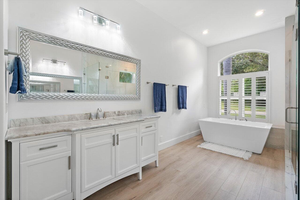 8369 SE Island Way, Jupiter, FL 33458 — photo 34 of 41