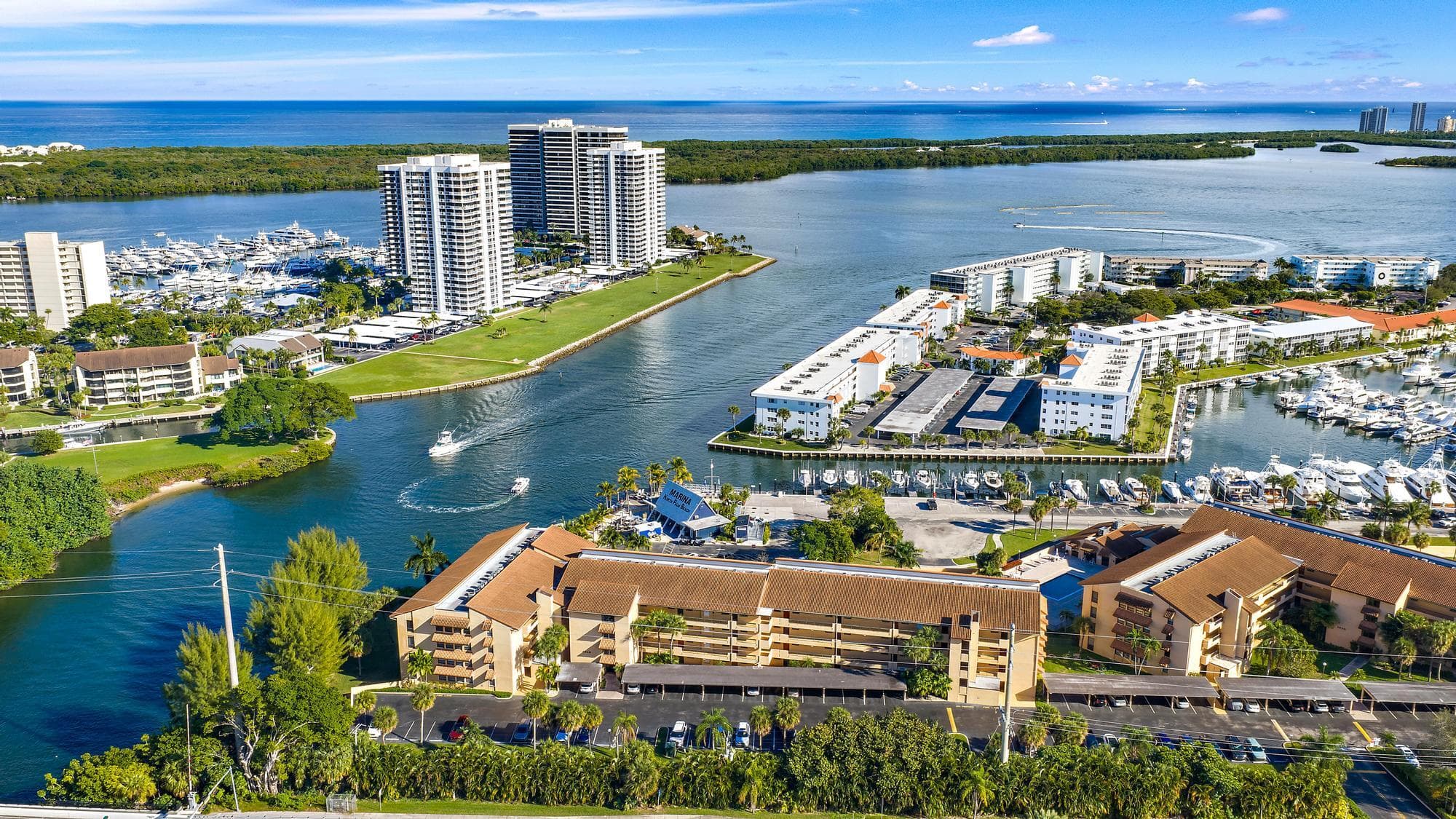 1036 Us Highway 1 119, North Palm Beach, FL 33408 — photo 2 of 25