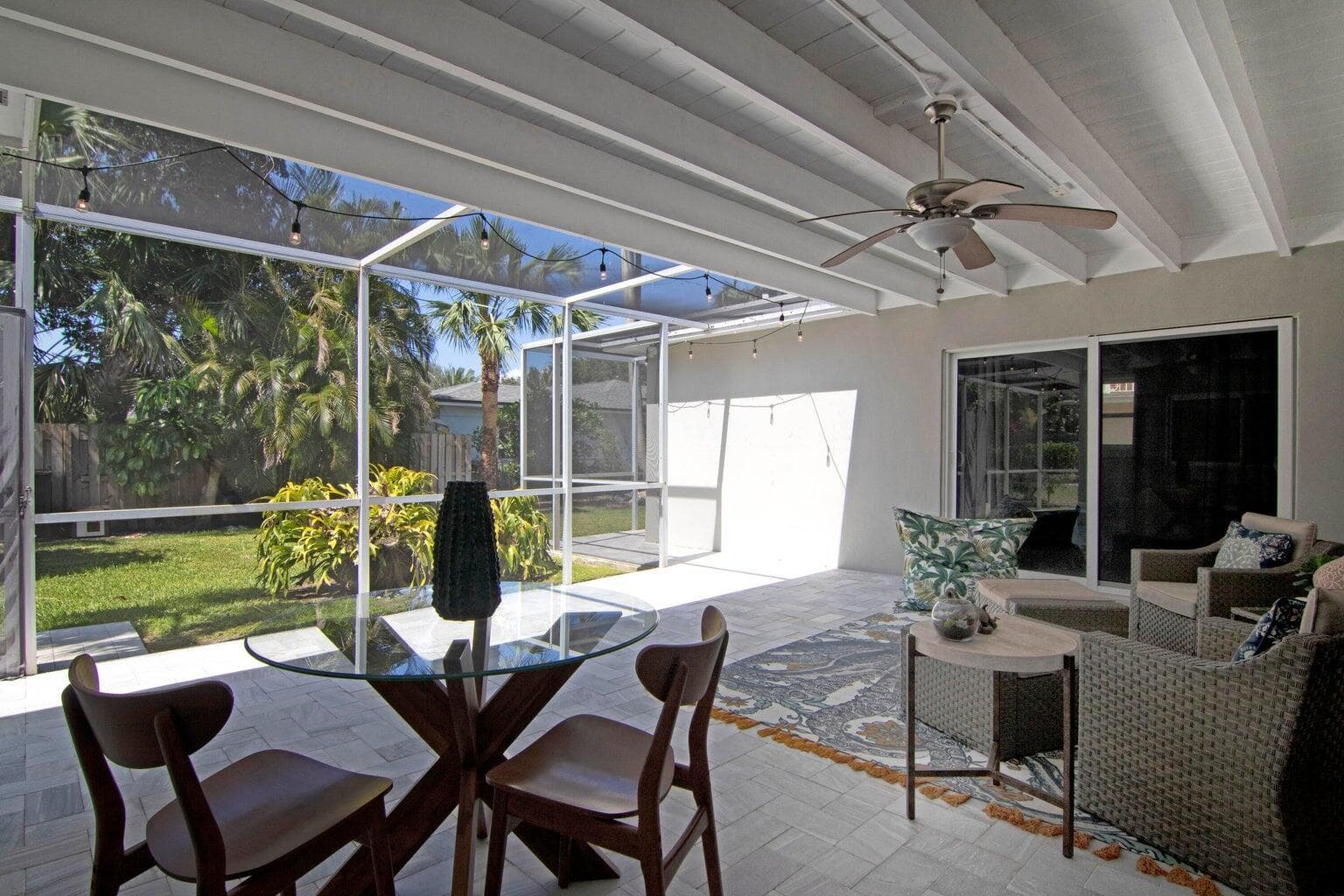 8 Wellesley Drive, Lake Worth Beach, FL 33460 — photo 14 of 16