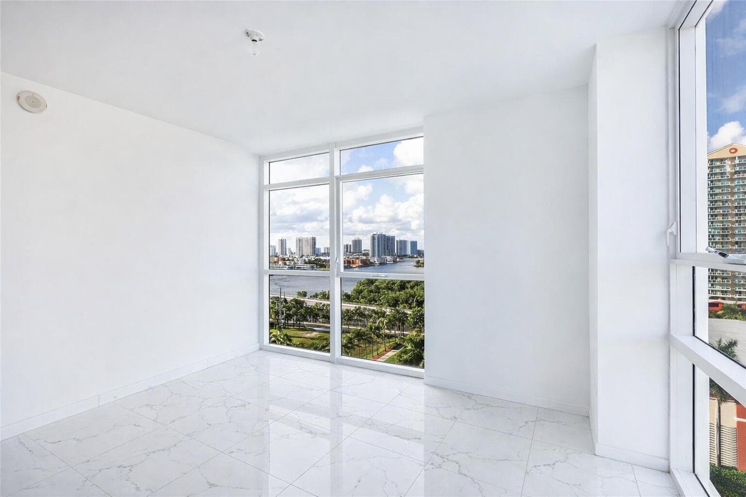 400 Sunny Isles Boulevard 1022, Sunny Isles Beach, FL 33160 — photo 30 of 34