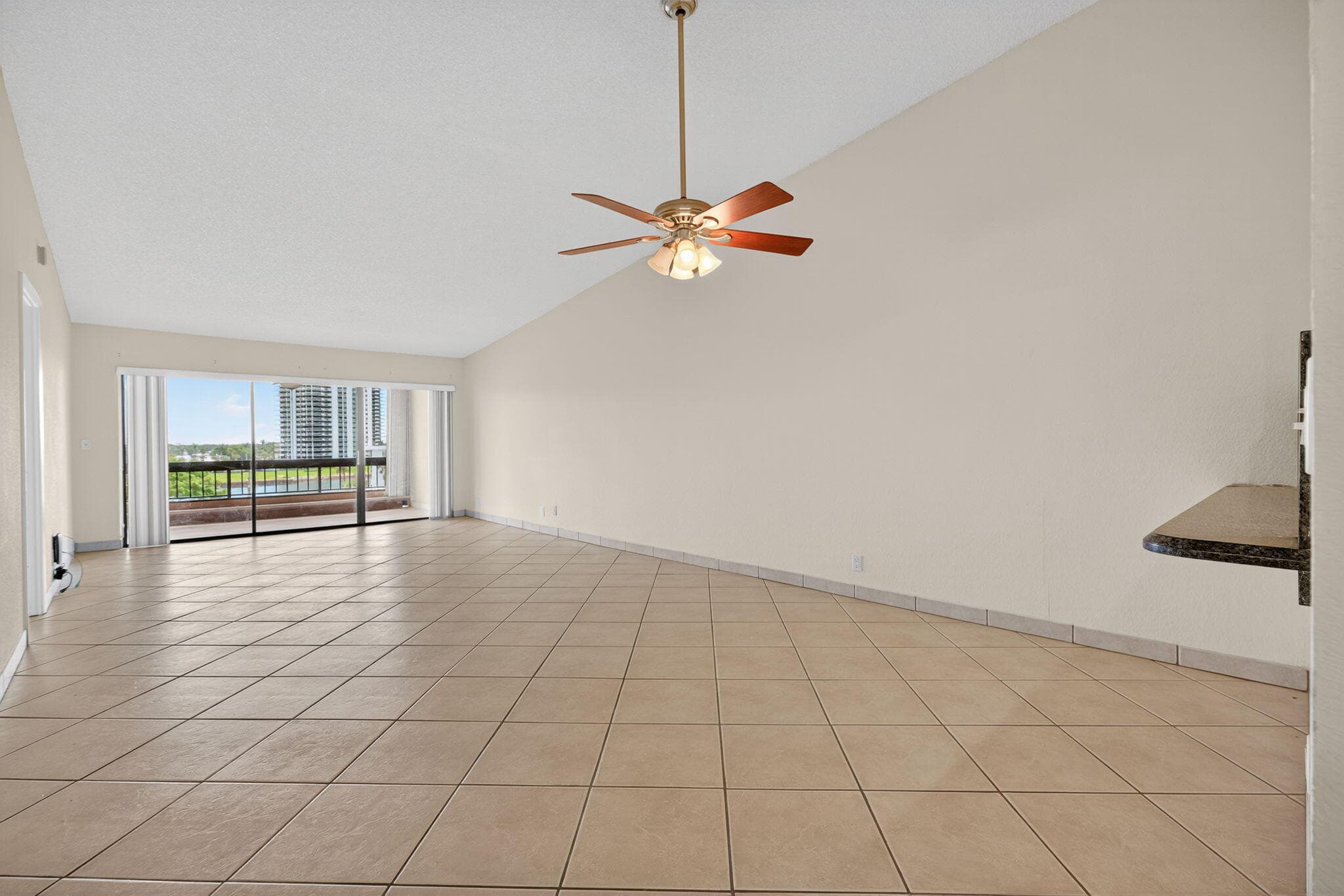 1030 Us Highway 1 413, North Palm Beach, FL 33408 — photo 9 of 48
