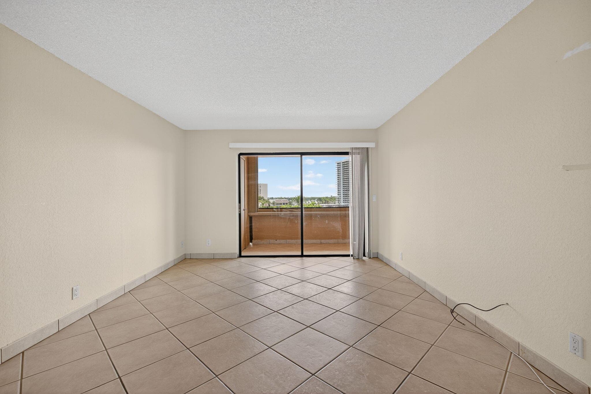 1030 Us Highway 1 413, North Palm Beach, FL 33408 — photo 15 of 48