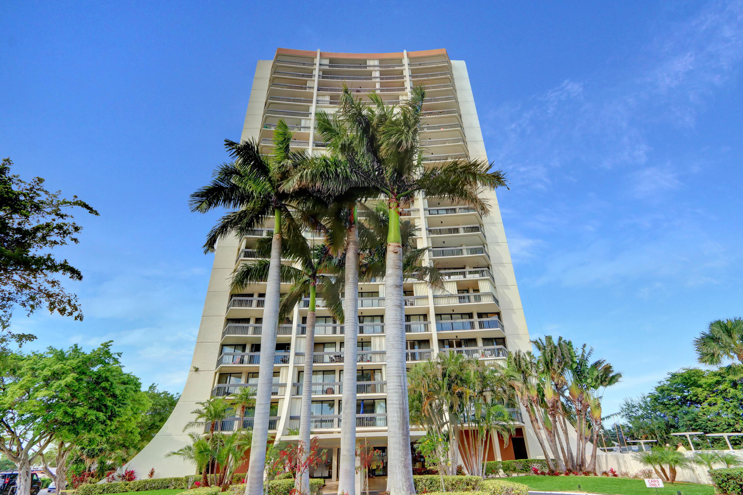 2000 Presidential Way 504, West Palm Beach, FL 33401 — photo 25 of 25