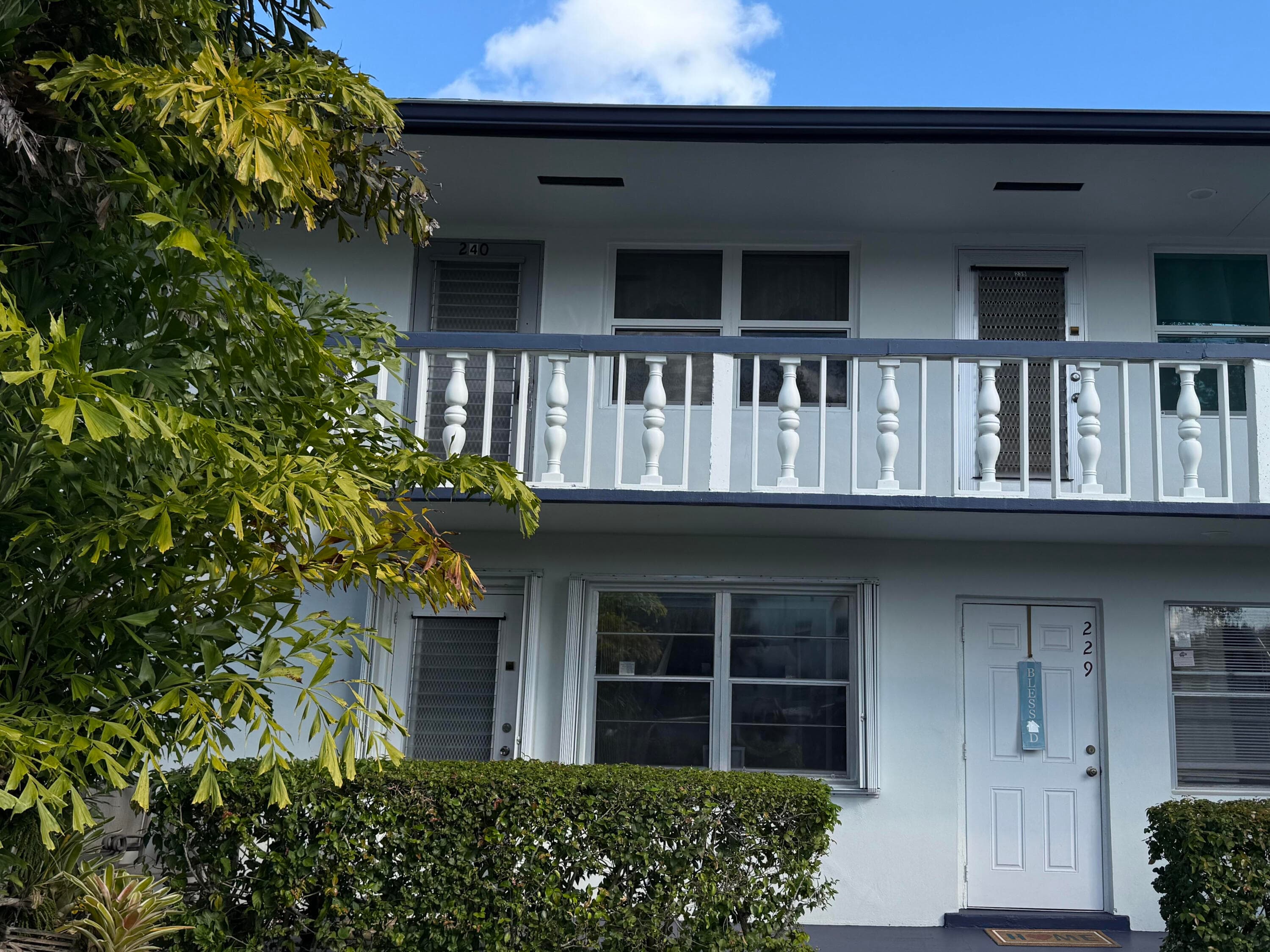 240 Northampton L, West Palm Beach, FL 33417 — photo 10 of 12