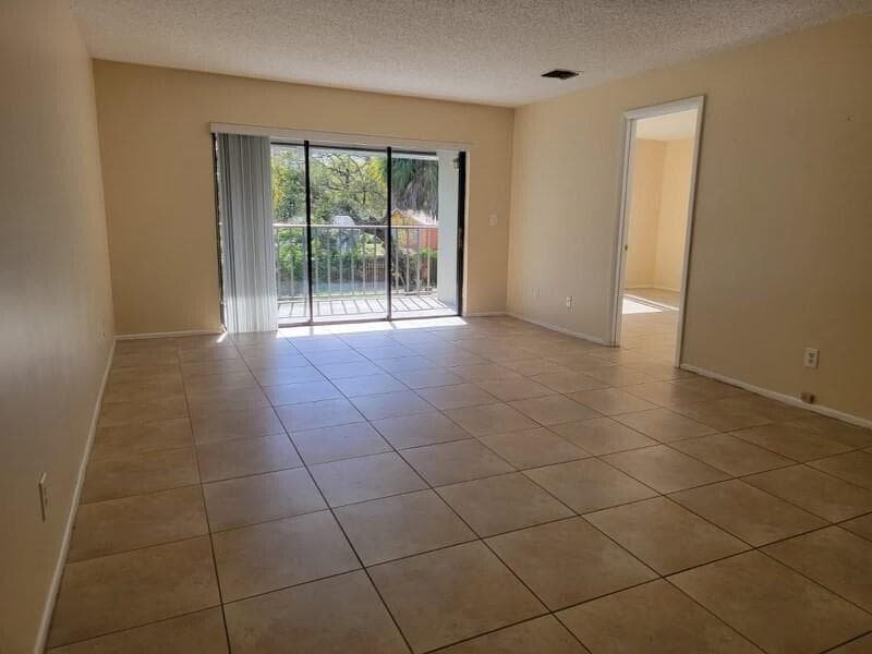 2516 S 19th Street 208, Fort Pierce, FL 34982 — photo 11 of 15