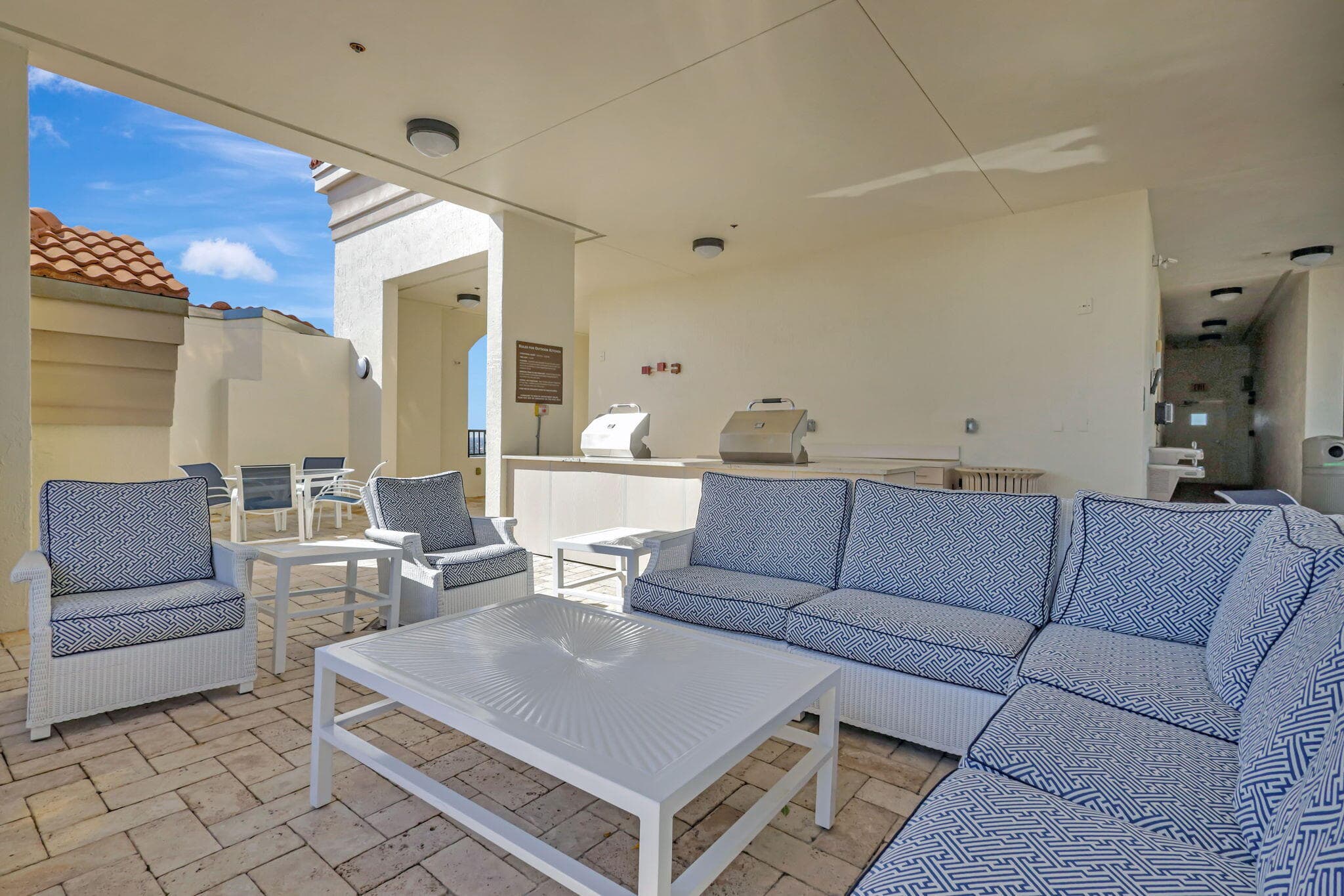 801 S Olive Avenue 1018, West Palm Beach, FL 33401 — photo 46 of 51