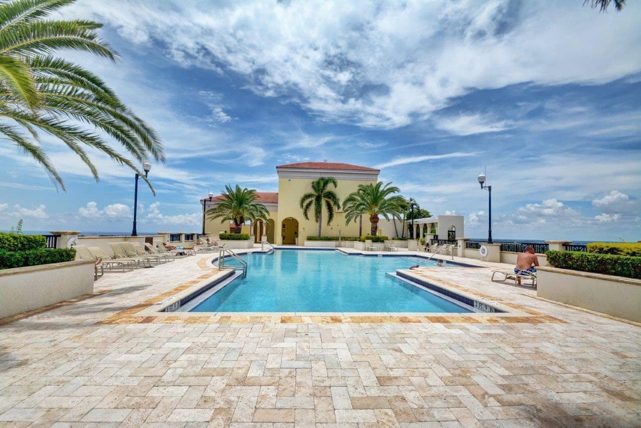 801 S Olive Avenue 1018, West Palm Beach, FL 33401 — photo 48 of 51