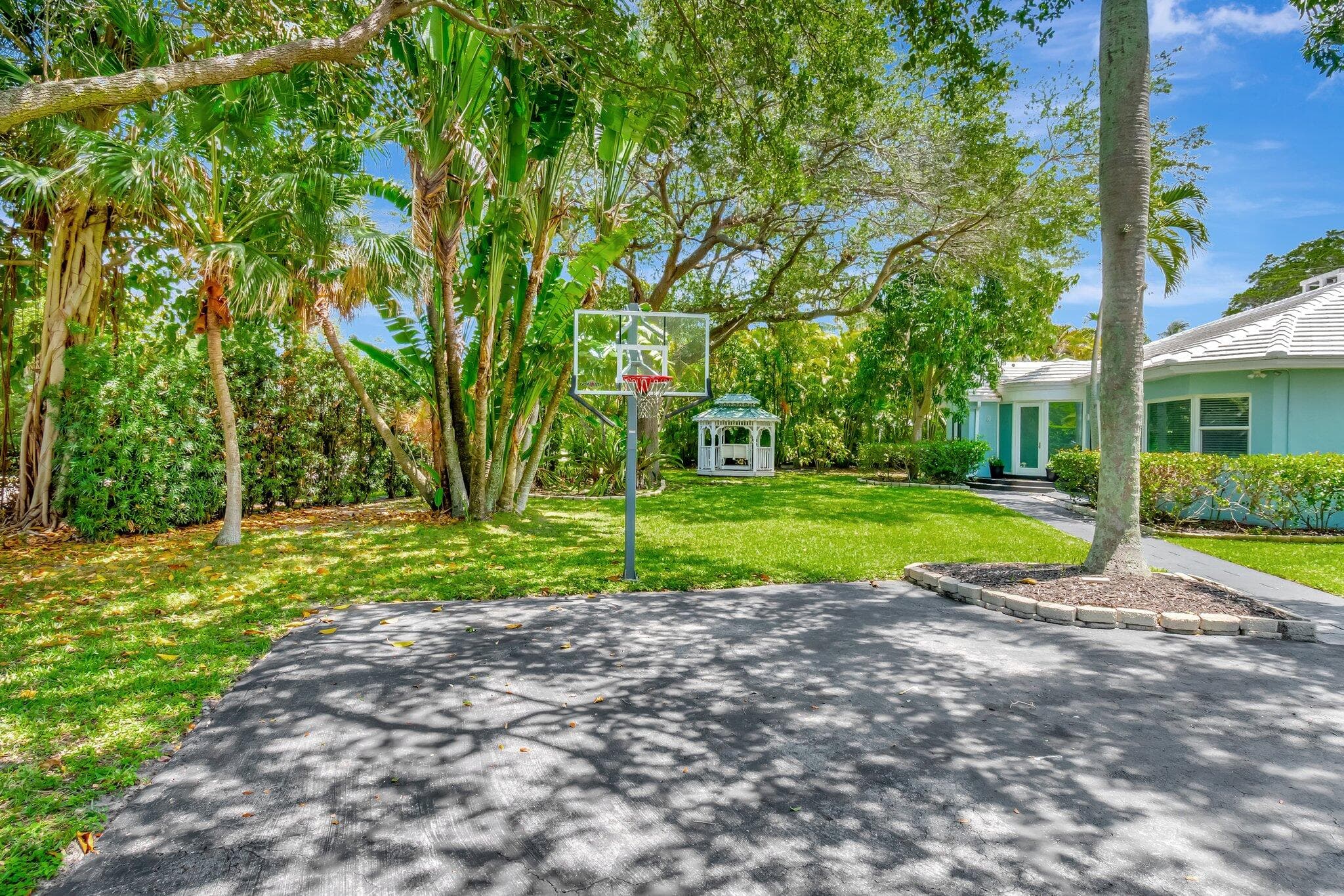 1220 N Swinton Avenue, Delray Beach, FL 33444 — photo 7 of 71