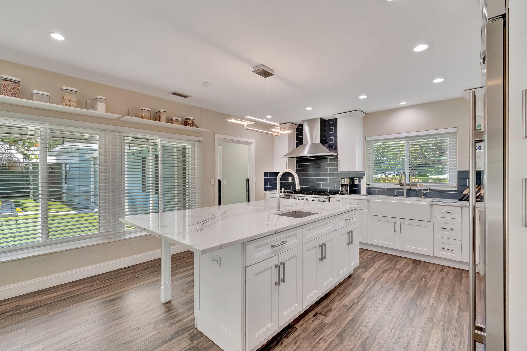1220 N Swinton Avenue, Delray Beach, FL 33444 — photo 20 of 71