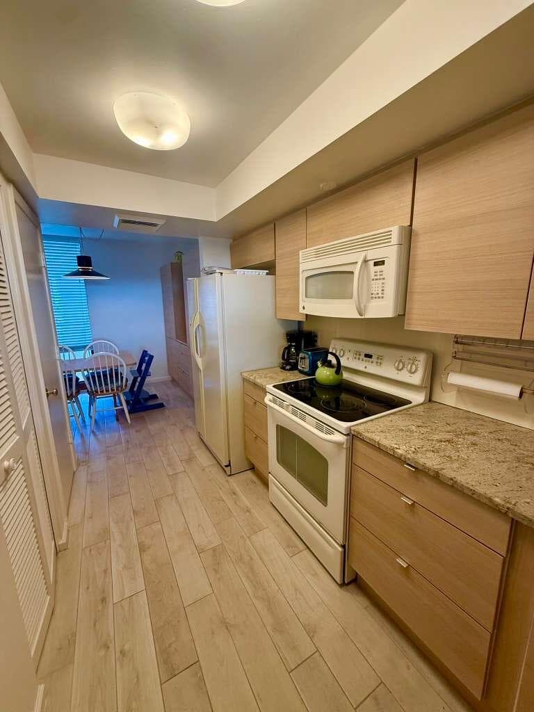 3555 S Ocean Boulevard 513, South Palm Beach, FL 33480 — photo 26 of 32