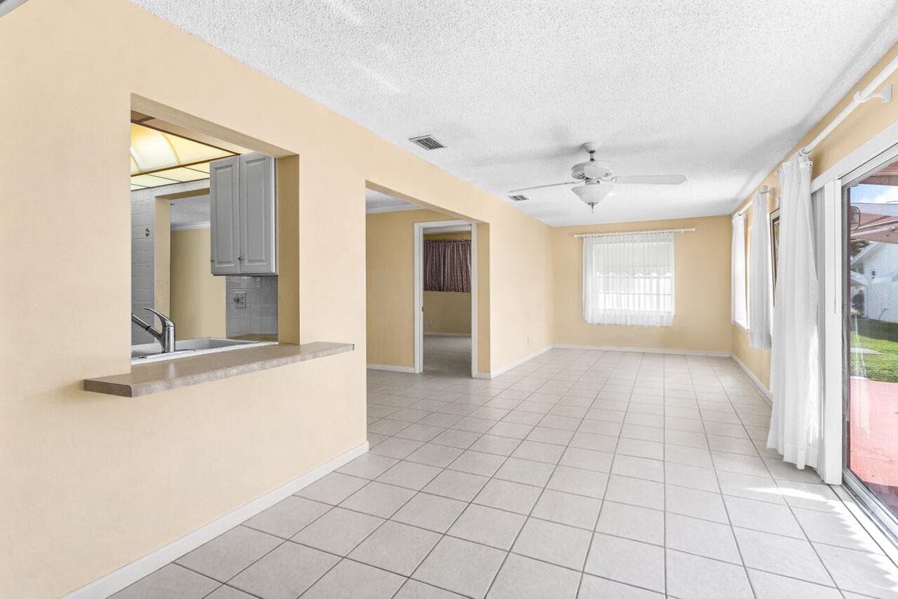 1802 SW 13th Avenue, Boynton Beach, FL 33426 — photo 6 of 22